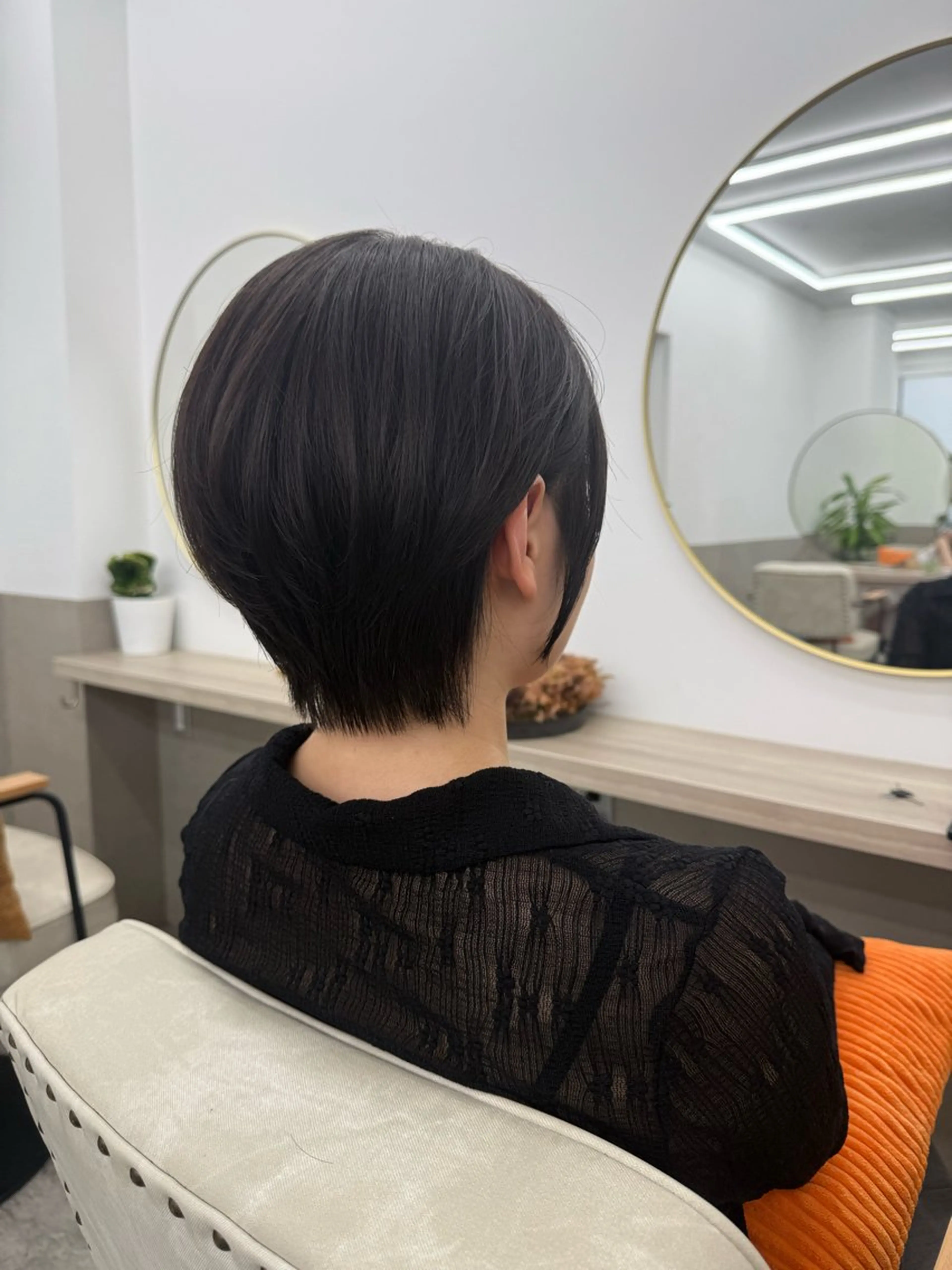 ショート 早田 華のヘアスタイル