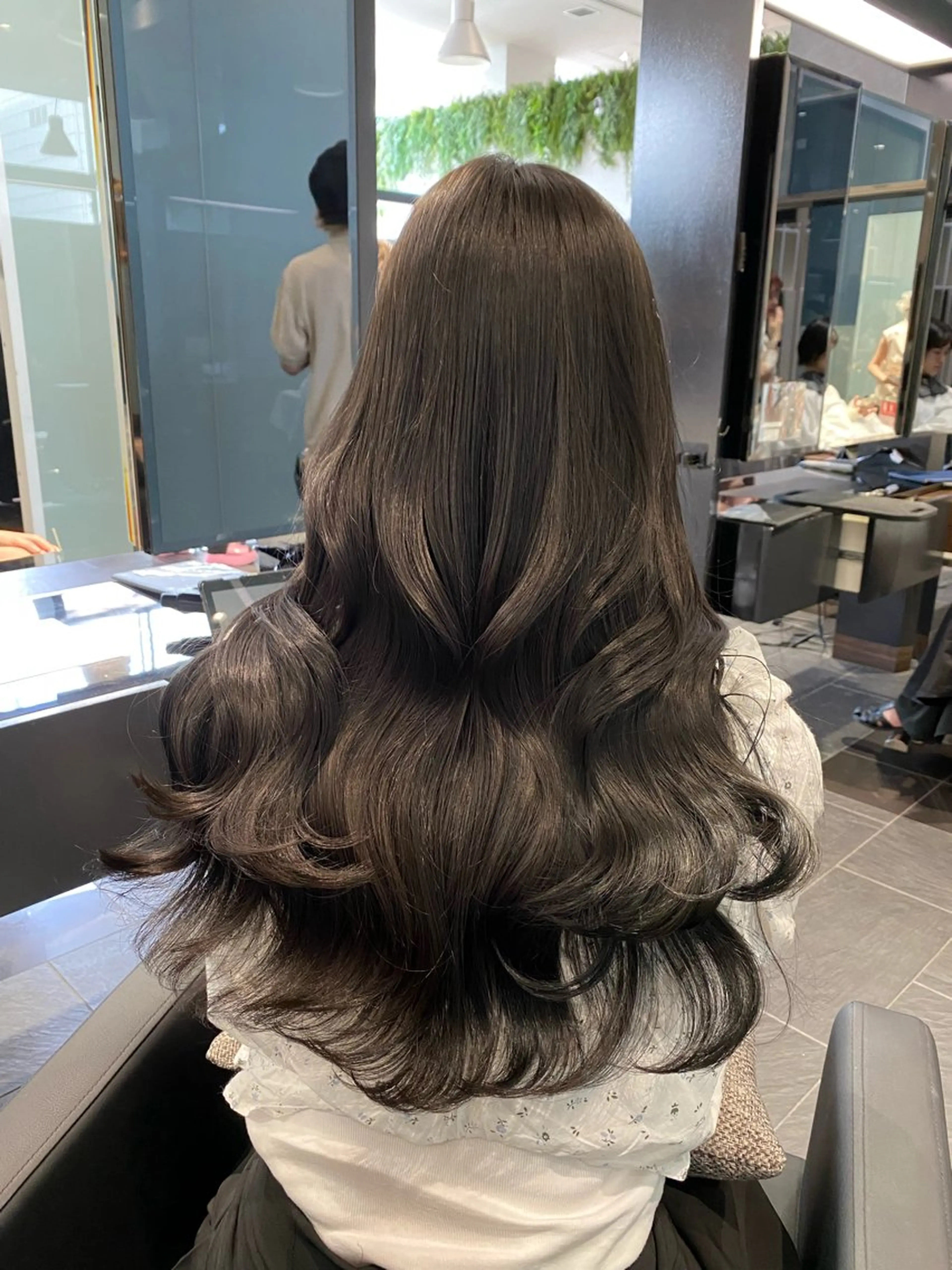 ロング 韓国風ヘア ヘアカラー トリートメント 銀座/前髪顔まわり/ 透明感カラー/danのヘアスタイル