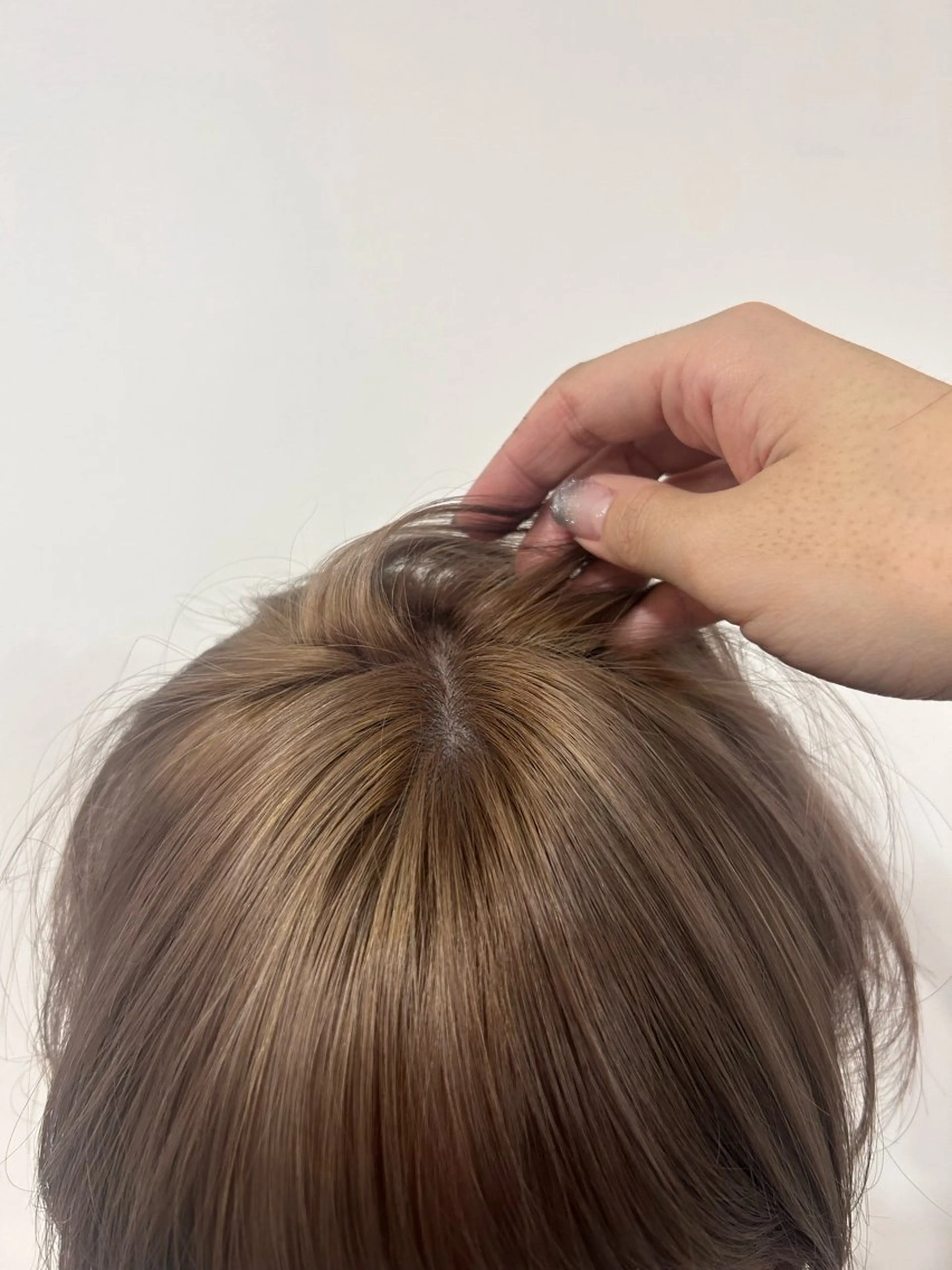 カラー VISION   aoyama所属・かがやしづ ⭐️ハイトーンのヘアスタイル