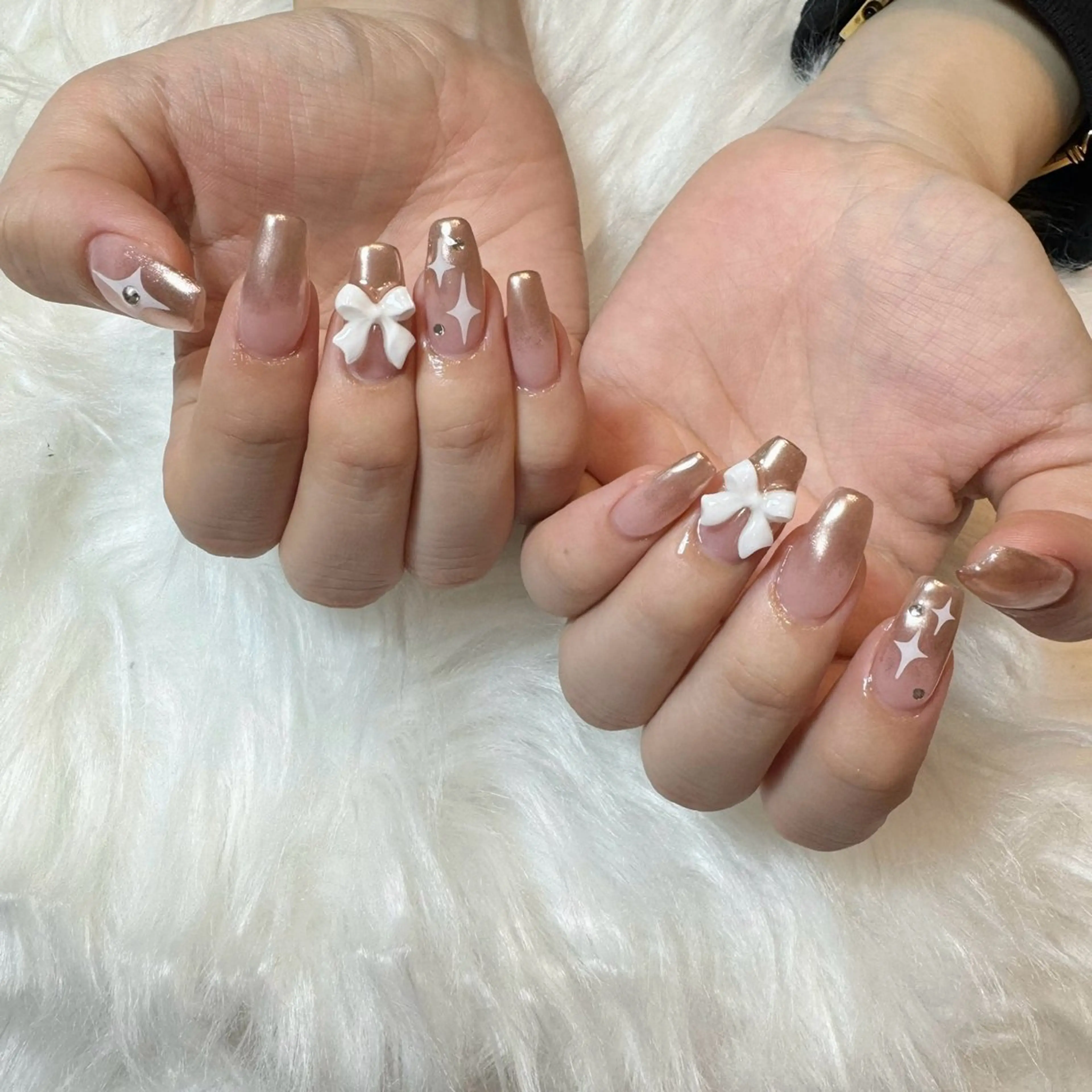 ネイル Aulu'bネイル ボディージュエリーのネイルデザイン