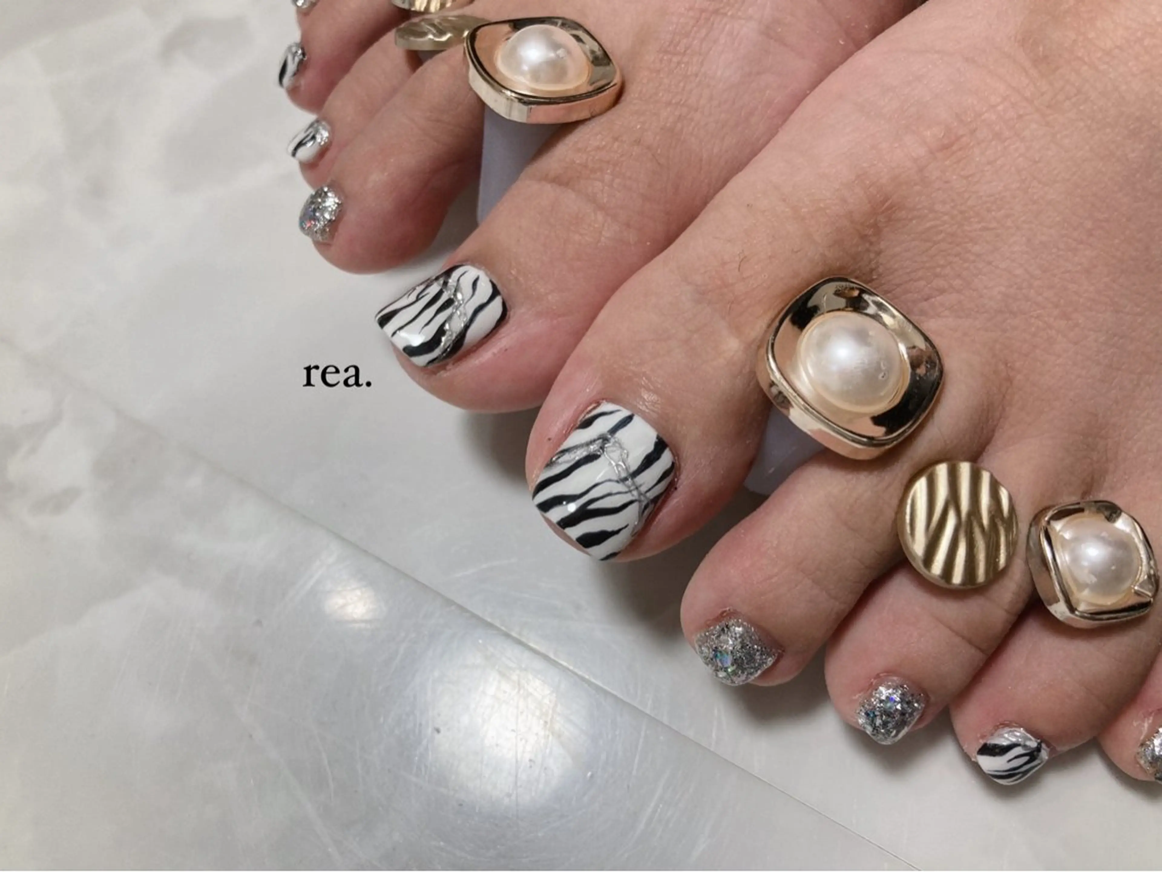 ネイル ハンドネイル フットネイル rea .のネイルデザイン