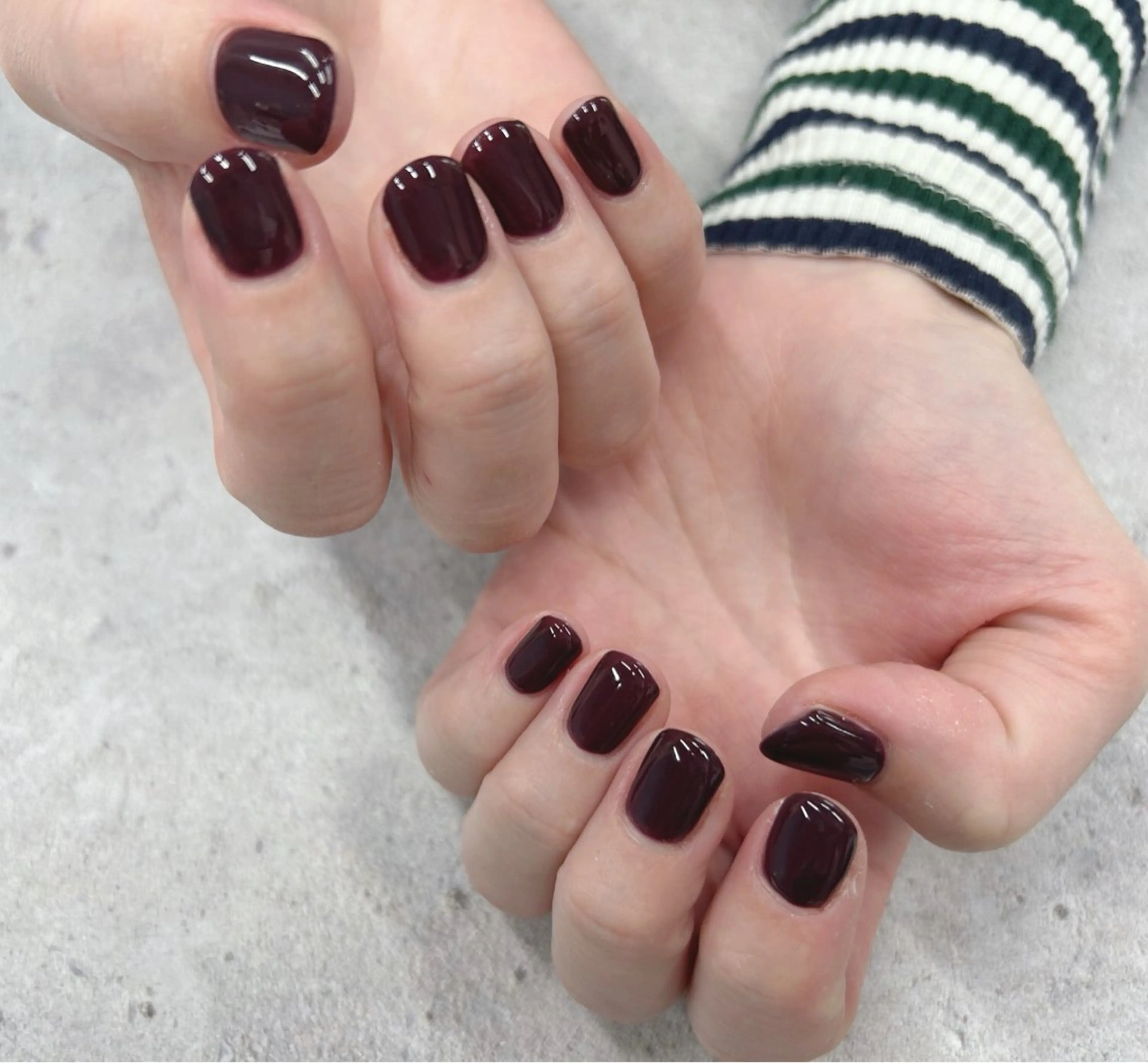 ネイル 赤色 ハンドネイル Nail Salon agré所属・agré ネイルサロン　アグレのネイルデザイン