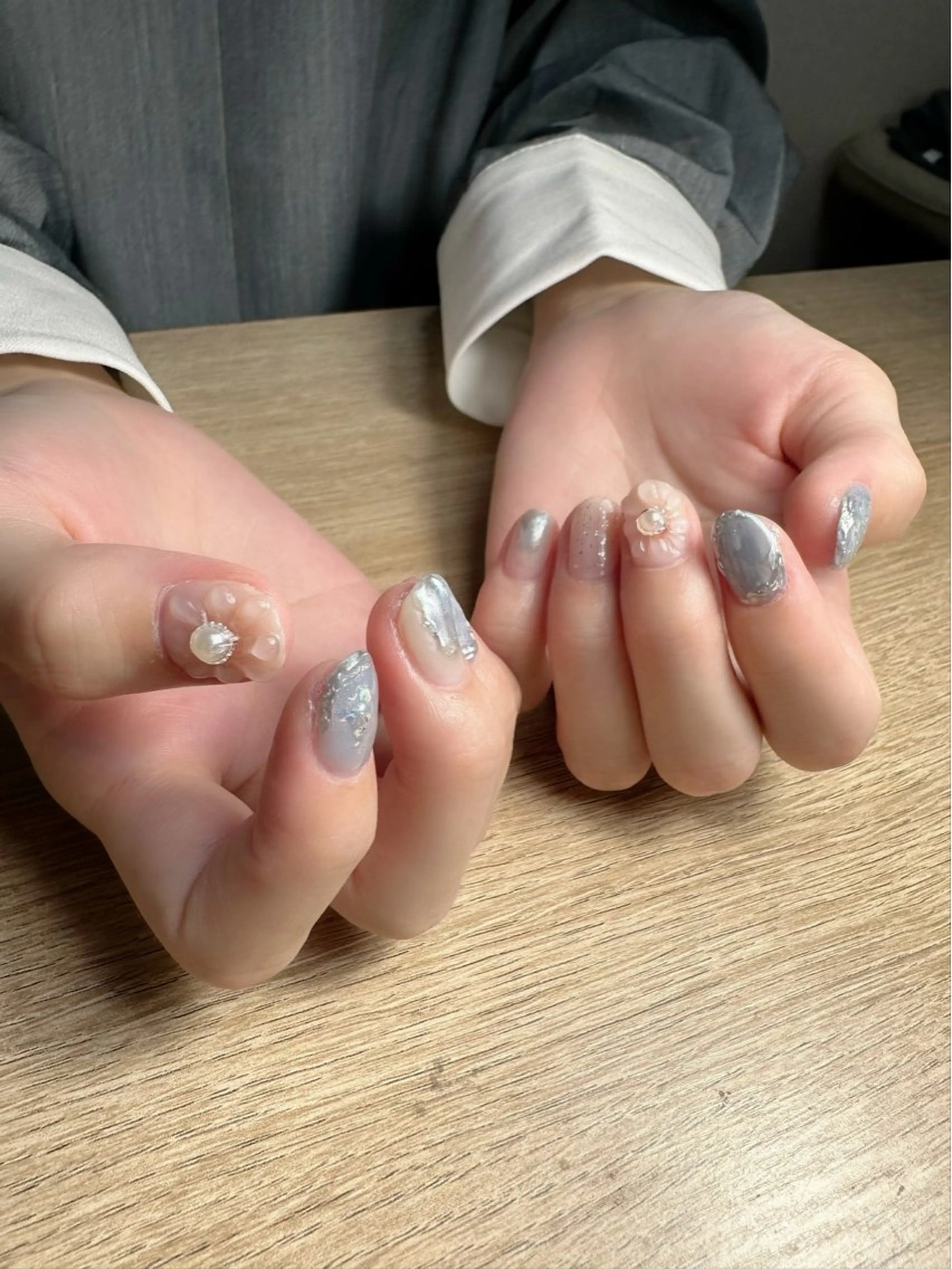 ネイル 新山 聖のネイルデザイン