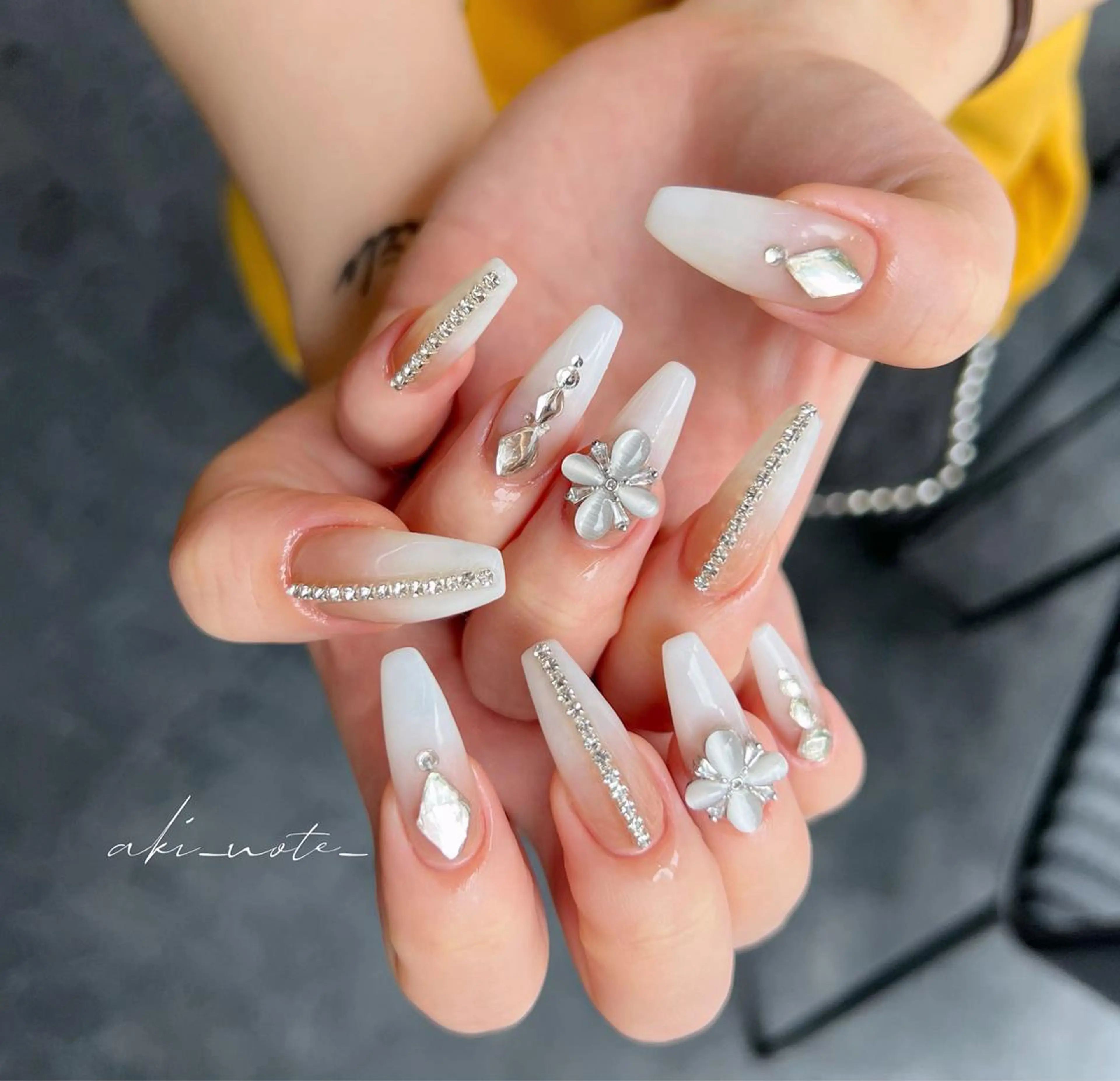 ネイル ジェルネイル ネイルチップ ハンドネイル GRANDE大須 栄/店長 aki🌙のネイルデザイン