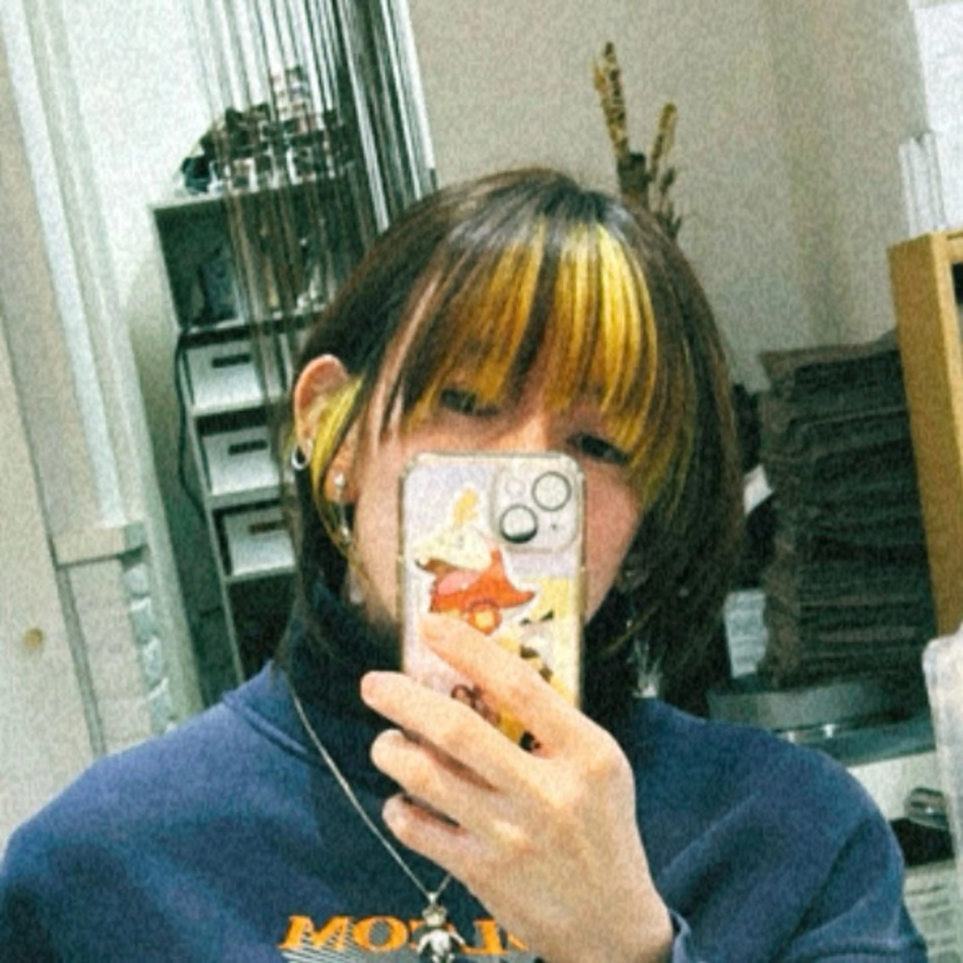 【ポイントで映えるブリーチ込み】バングカラー+似合わせカット+クイックトリートメントの写真