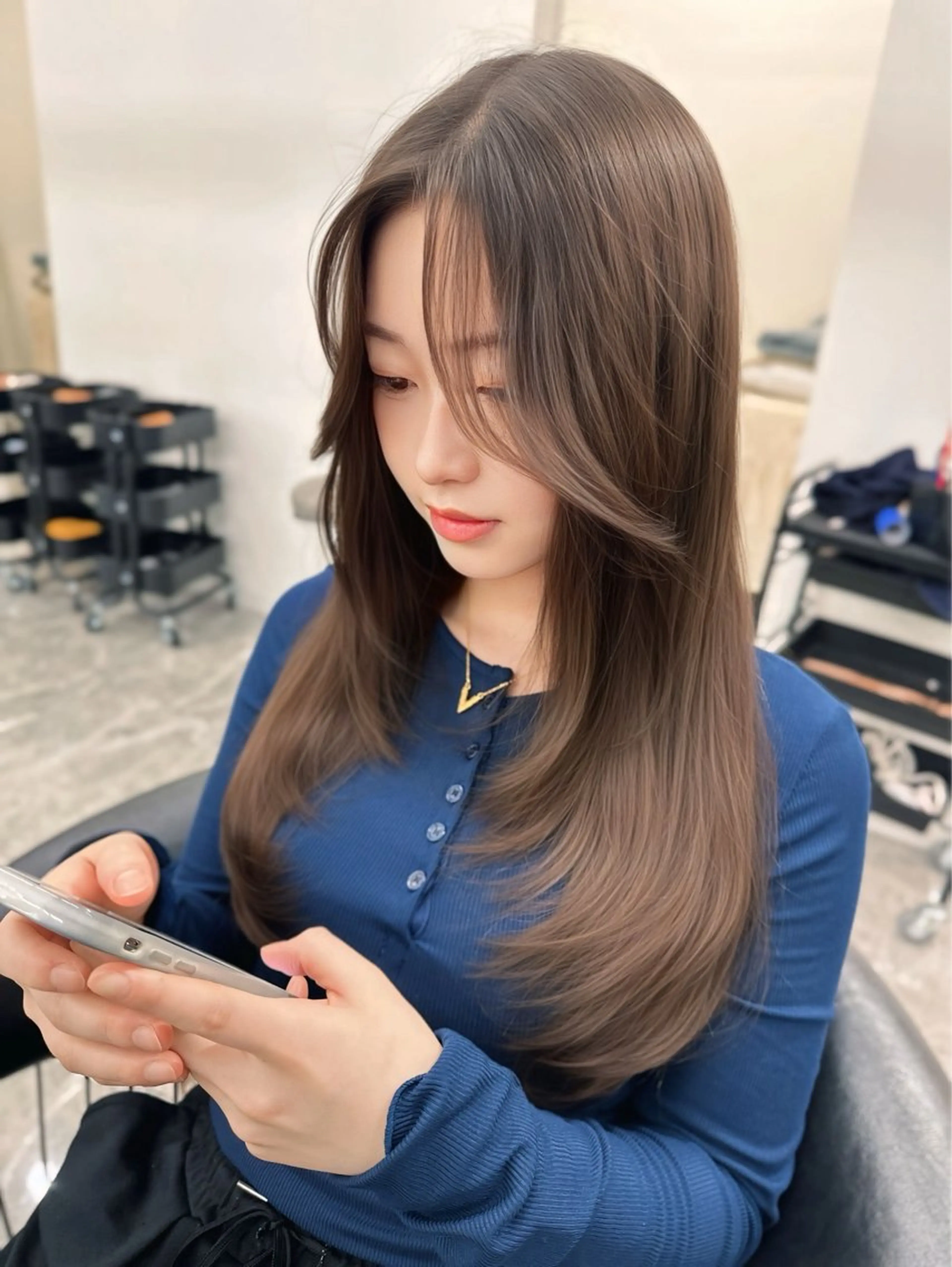 ロング カット ヘアカラー トリートメント 京都レイヤーカット/ 縮毛矯正/羽柴りくのヘアスタイル