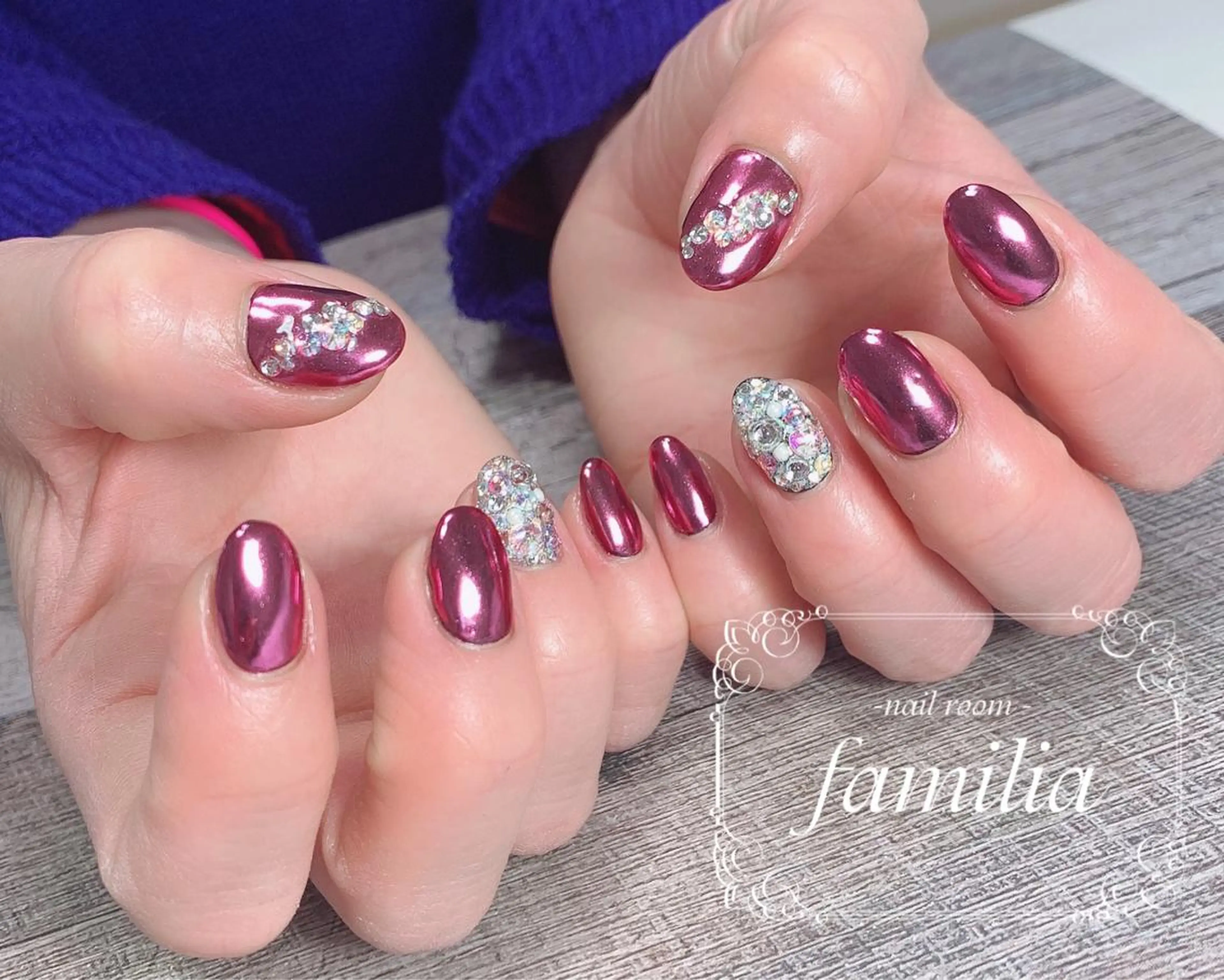 ネイル ハンドネイル -nailroom- familiaのネイルデザイン