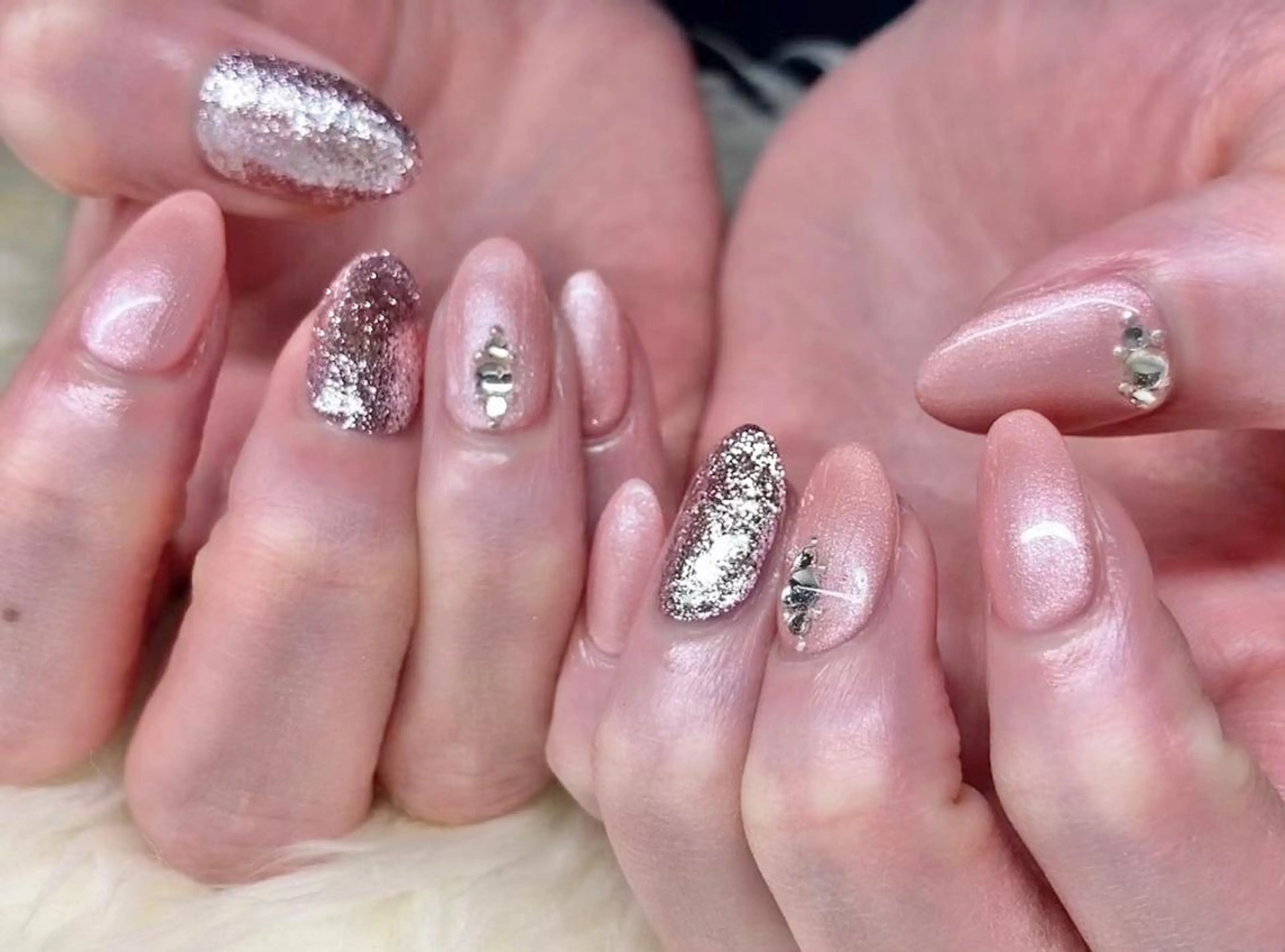 ネイル 長さ出し ジェルネイル 卒業式 韓国ネイル マグネットネイル ハンドネイル Nail&eye Belire 新宿のネイルデザイン