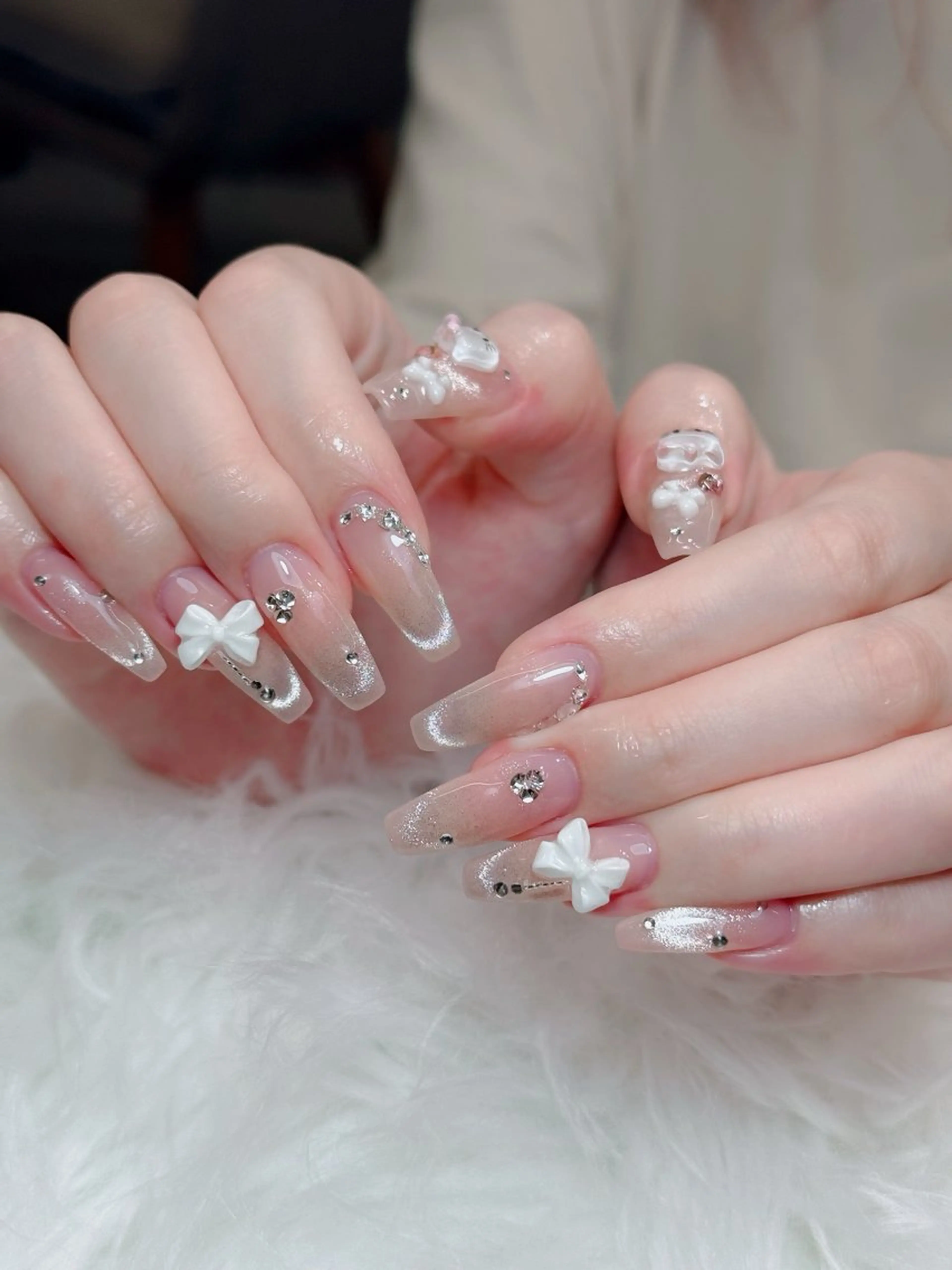 ネイル オーロラネイル チークネイル フットネイル フレンチネイル 韓国ネイル ハンドネイル Lumi Nail 新大久保3‘のネイルデザイン