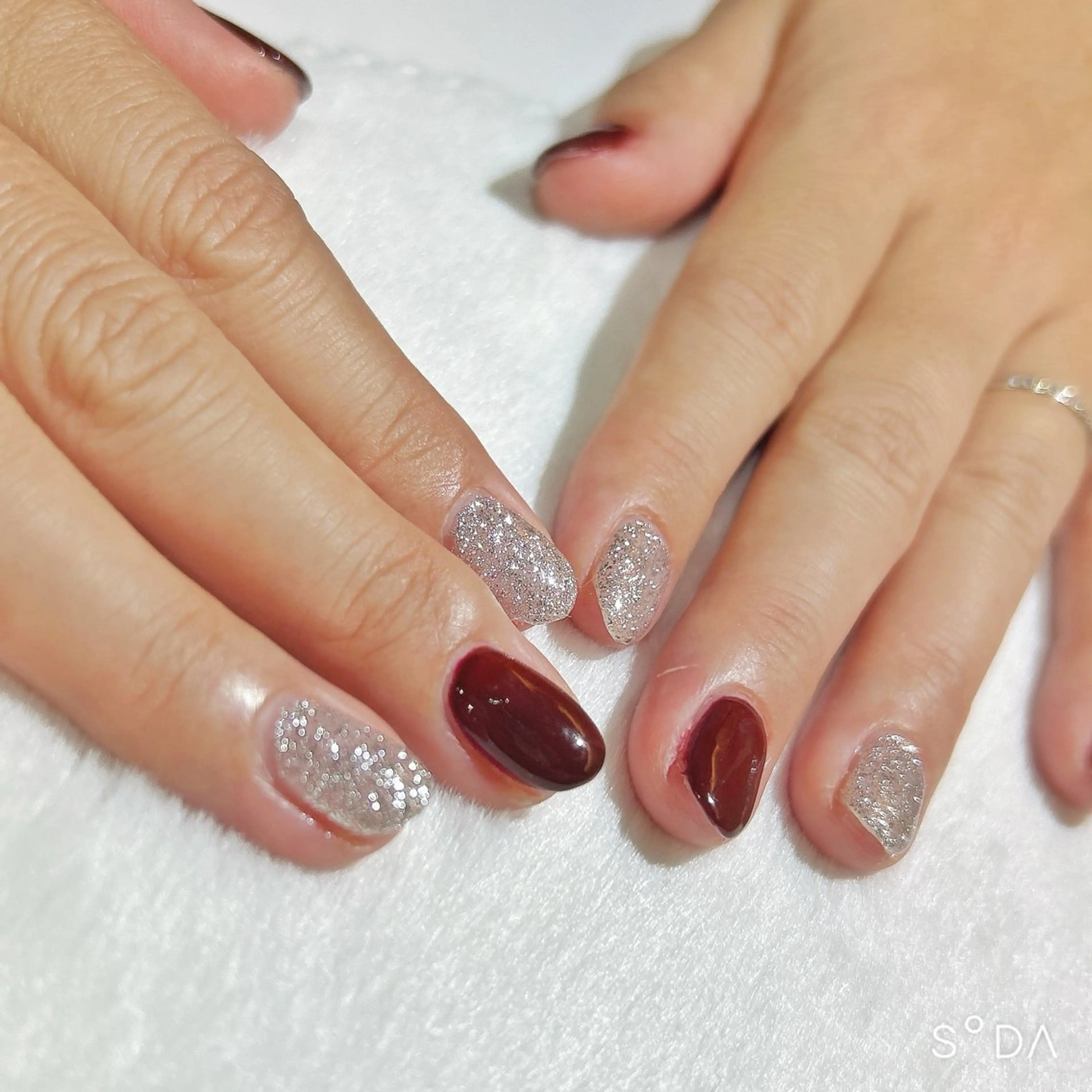 ネイル 永井 若菜のヘアスタイル