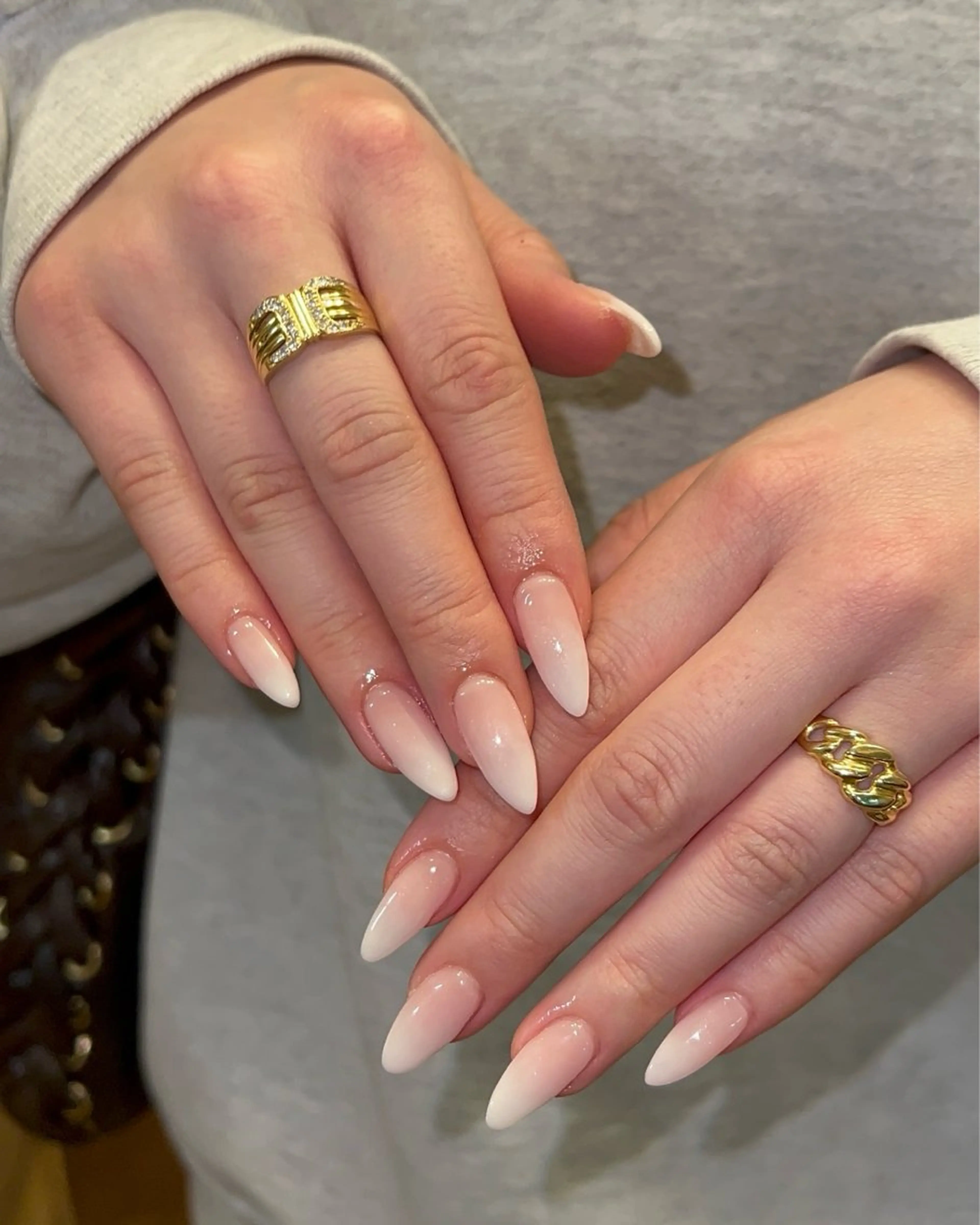 ネイル ハンドネイル フットネイル ハンドケア Nes.Nail所属・Miyagi Asamiのネイルデザイン