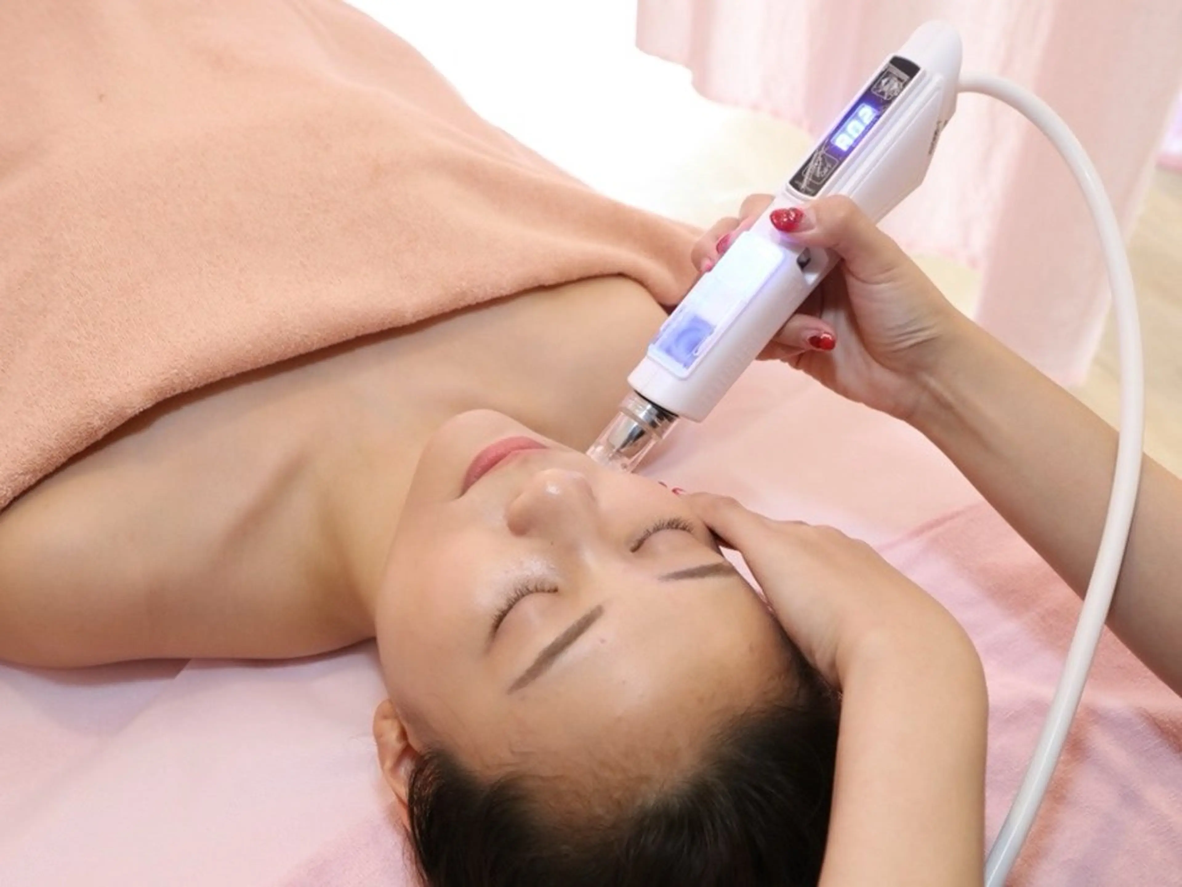 【トータルエイジングケアコース】おすすめ💎ノーニードルでダウンタイムなし。深部までうるおいを届ける高保湿メニューの写真