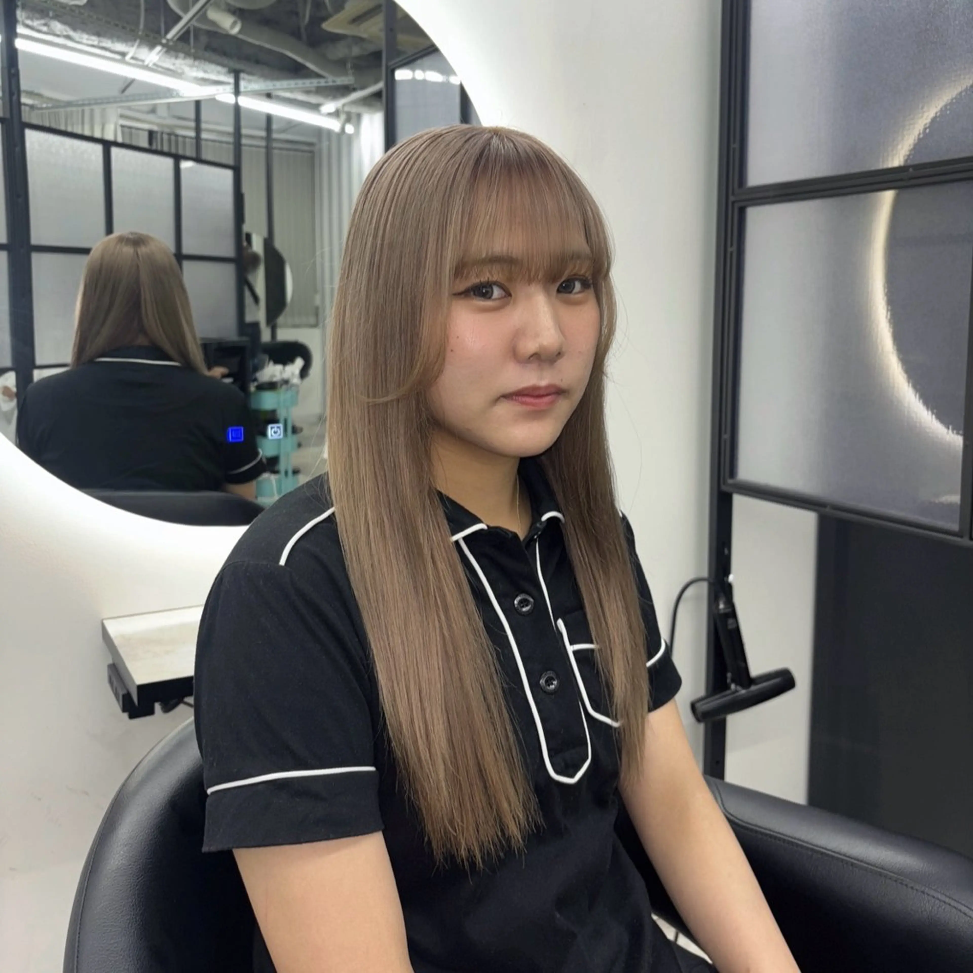 ロング カラー ヘアカラー Ren. 🦋デザインカラーのヘアスタイル