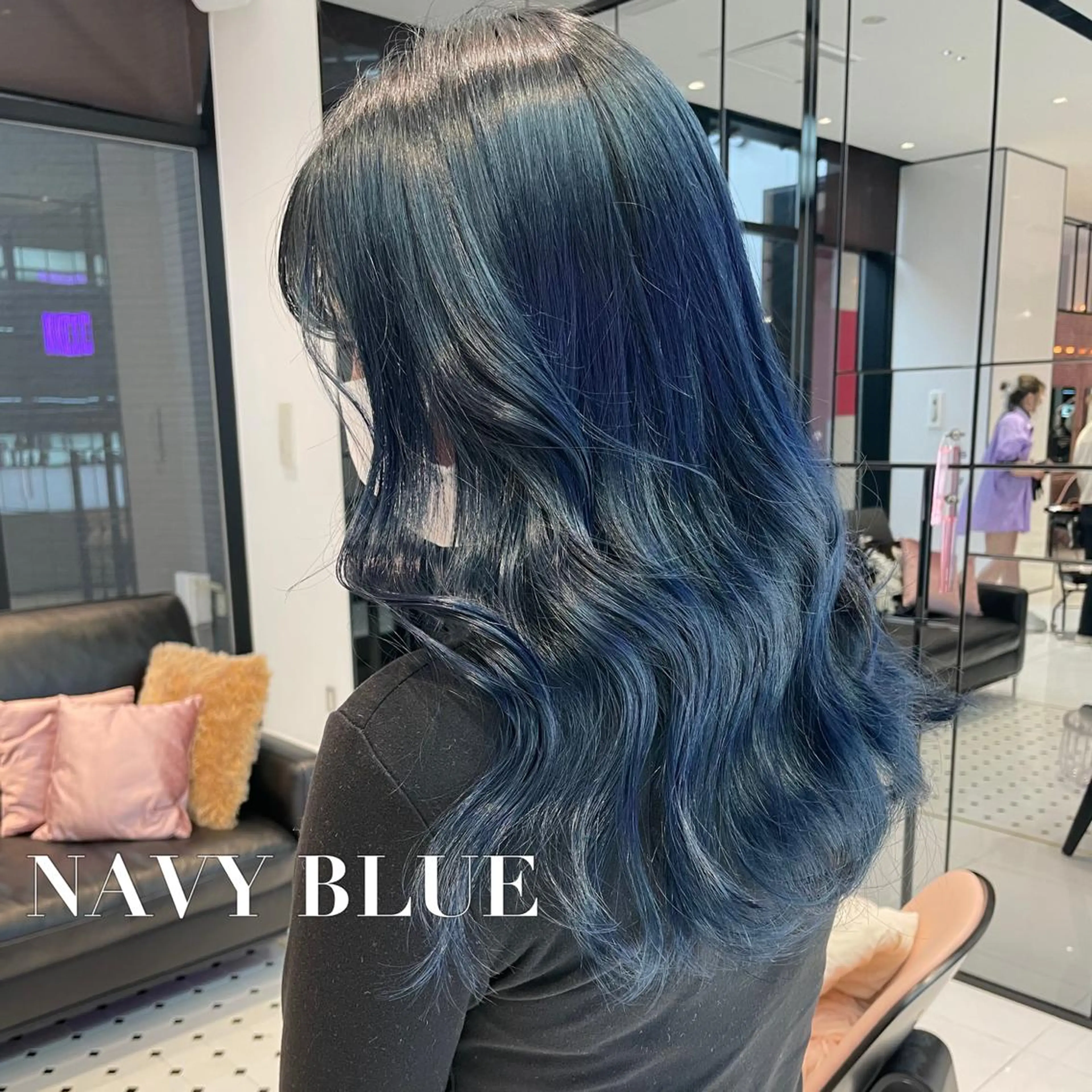 ロング カラー ブリーチ ネイビーカラー ヘアカラー keen吉祥寺所属・相川 愛実のヘアスタイル