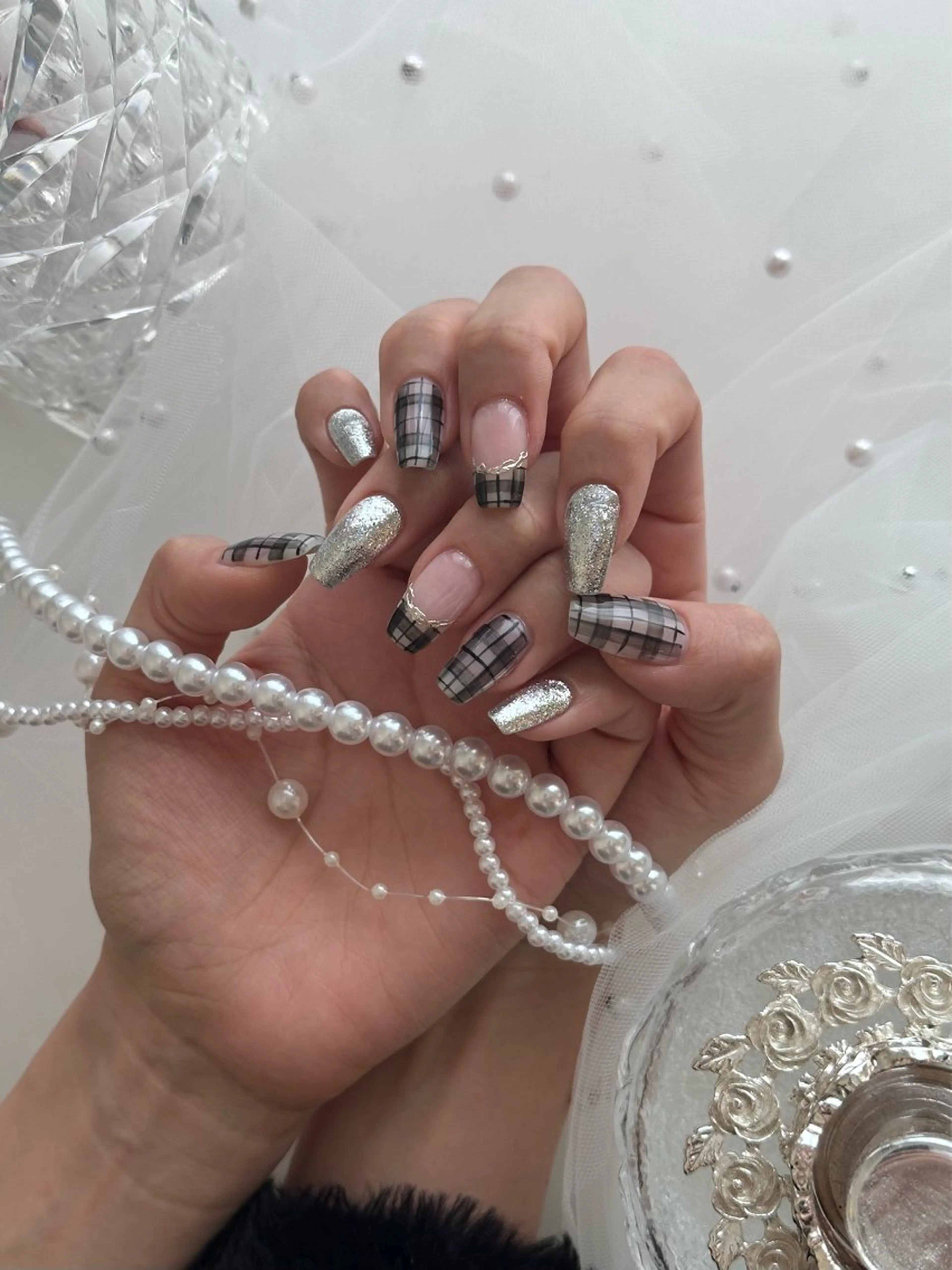 ネイル ハンドネイル CREVIO 小美玉店所属・CREVIO小美玉店 店長RIRIのネイルデザイン