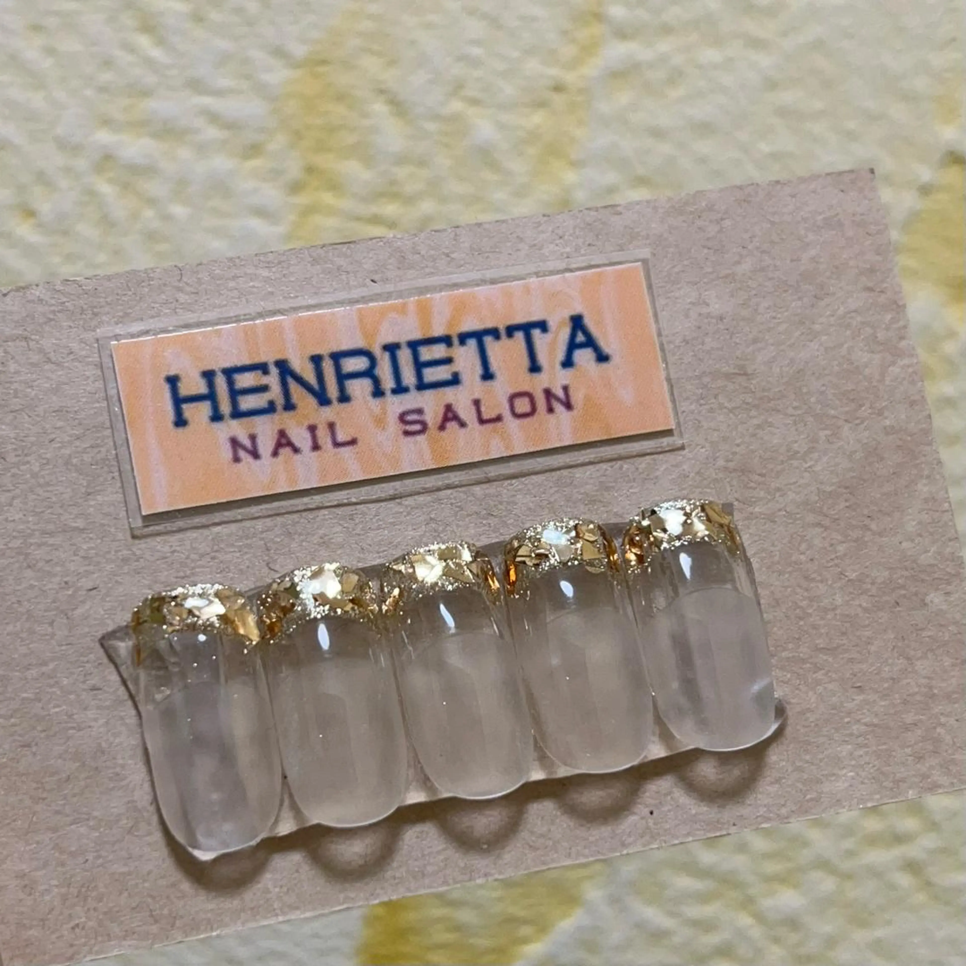 ネイル オーロラネイル クリアネイル フレンチネイル ガラスフレンチ ゴールド HENRIETTA NAILSALONのネイルデザイン
