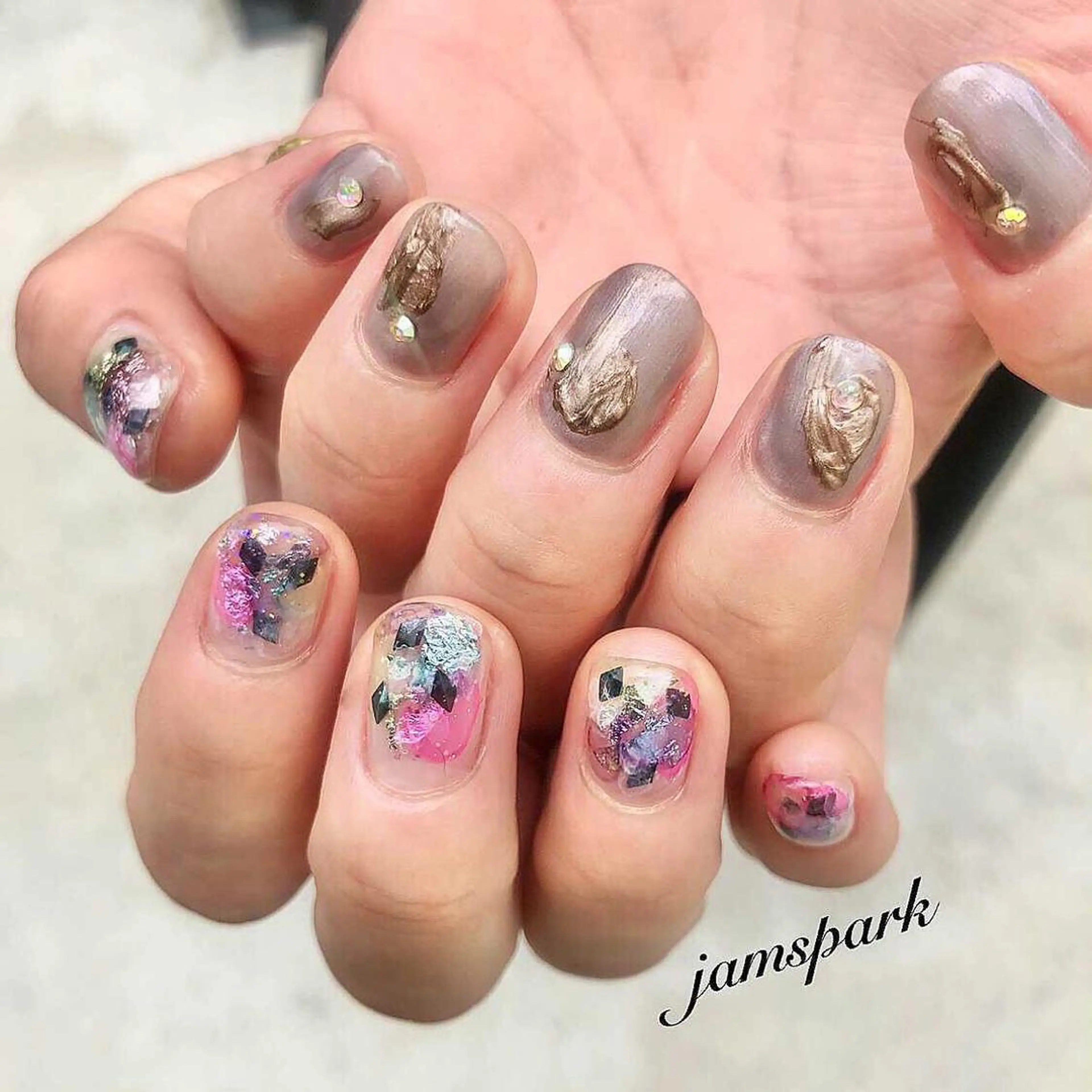 ネイル ジェルネイル マグネットネイル ニュアンスネイル ハンドネイル jamspark ✨のネイルデザイン
