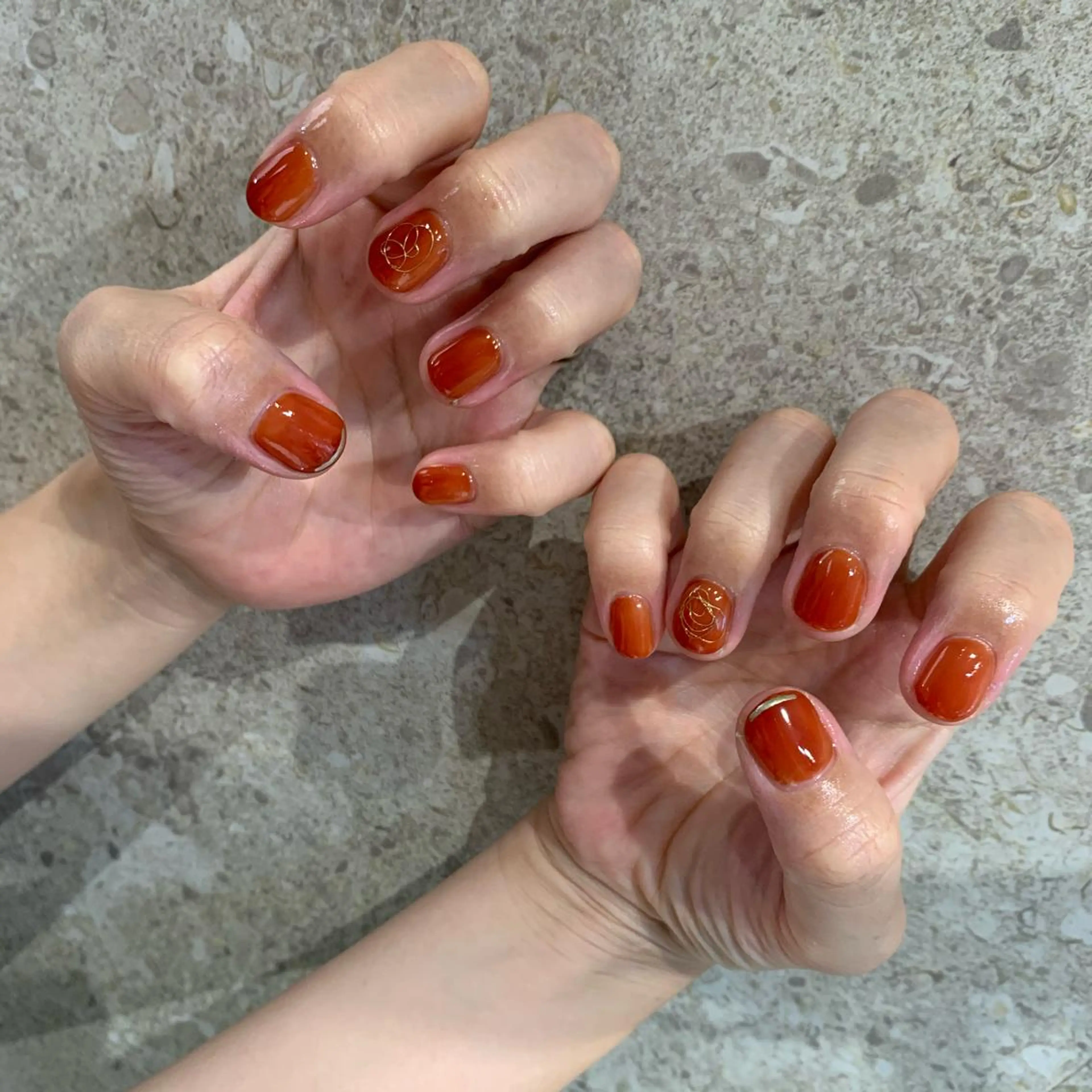 ネイル esby Loely MIZUKIのネイルデザイン