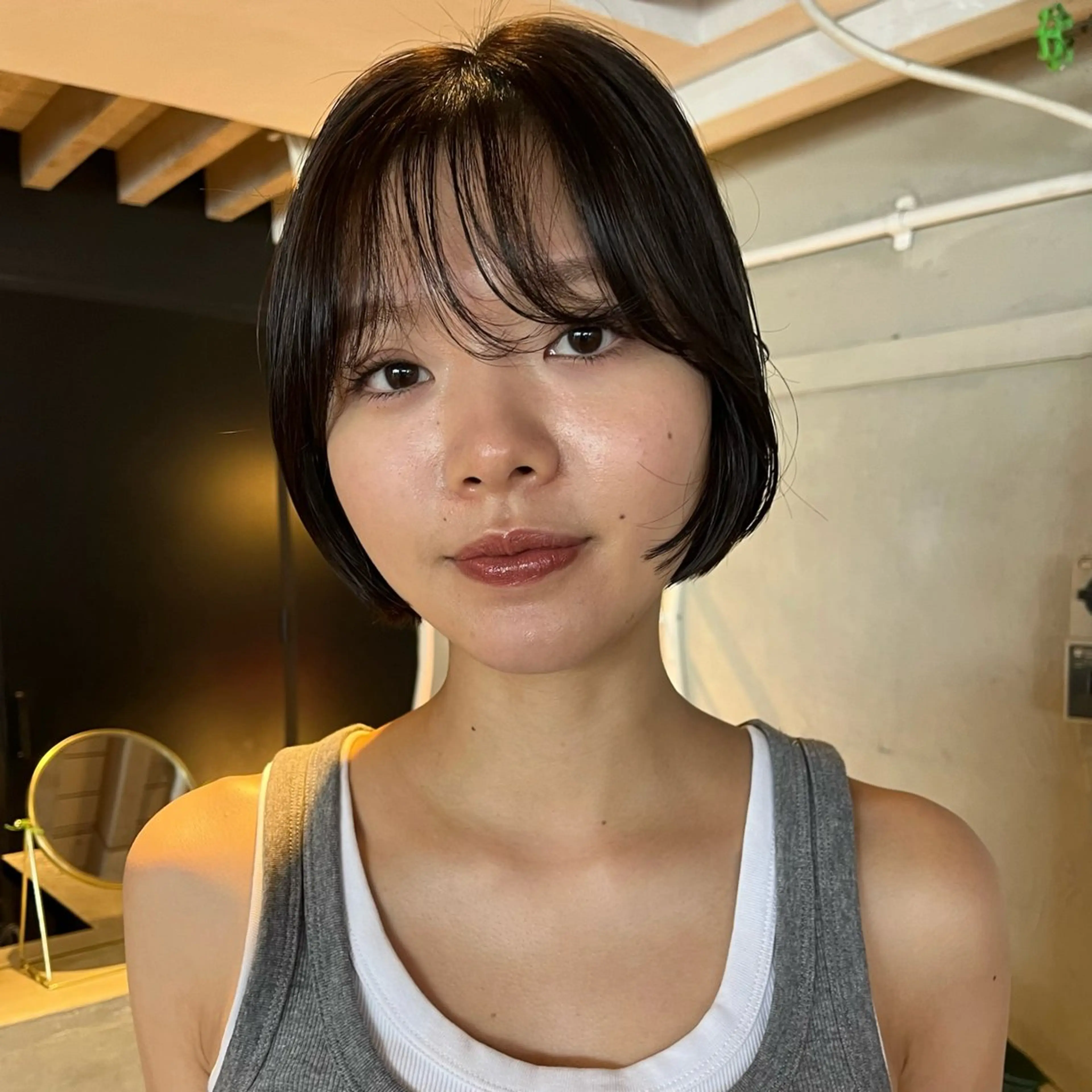 ショート カラー ヘアアレンジ カット ヘアカラー トリートメント ボブハイトーン🦖 デザインMAMIのヘアスタイル