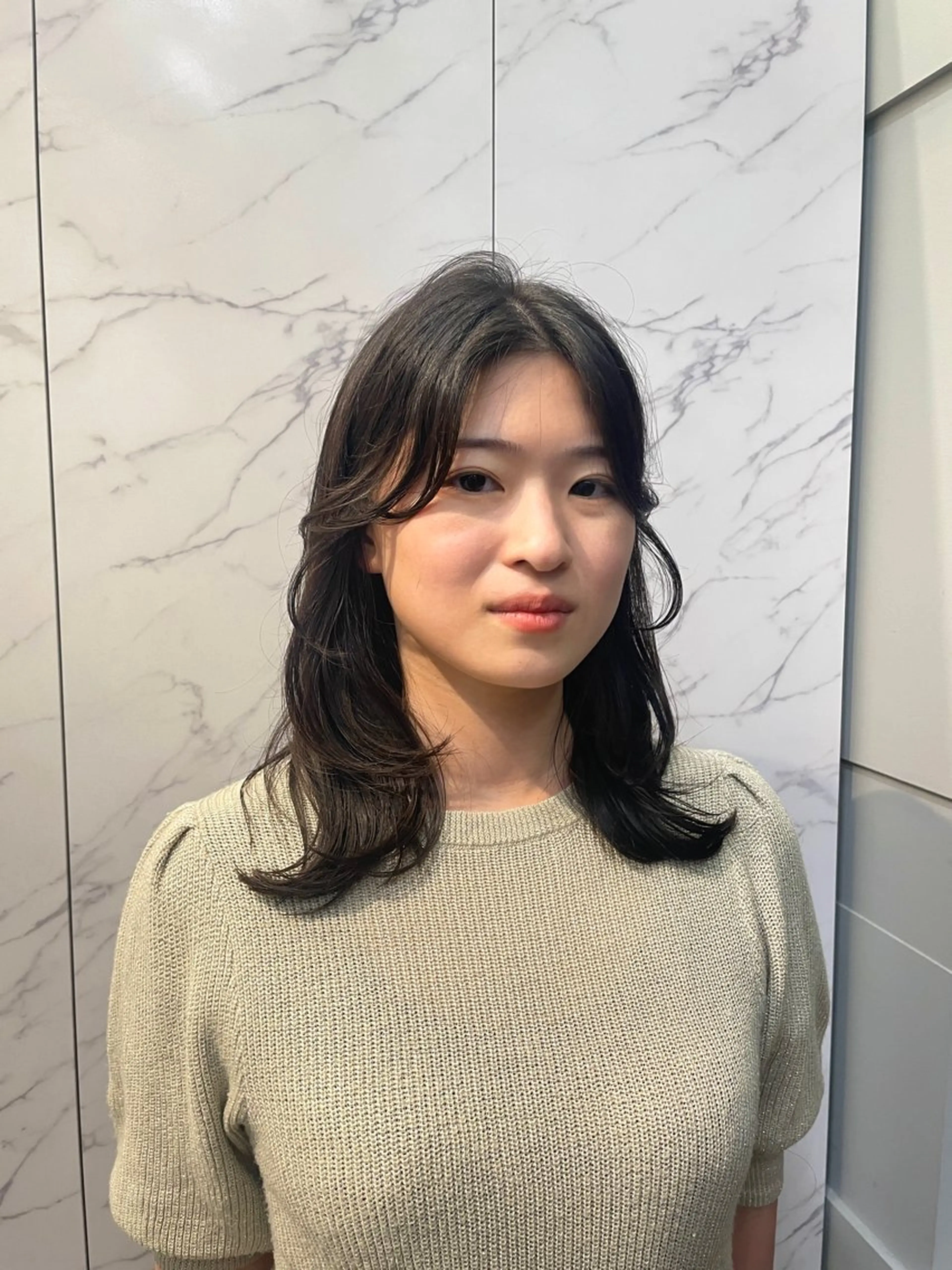 ロング レイヤーカット miu /透明感カラーのヘアスタイル