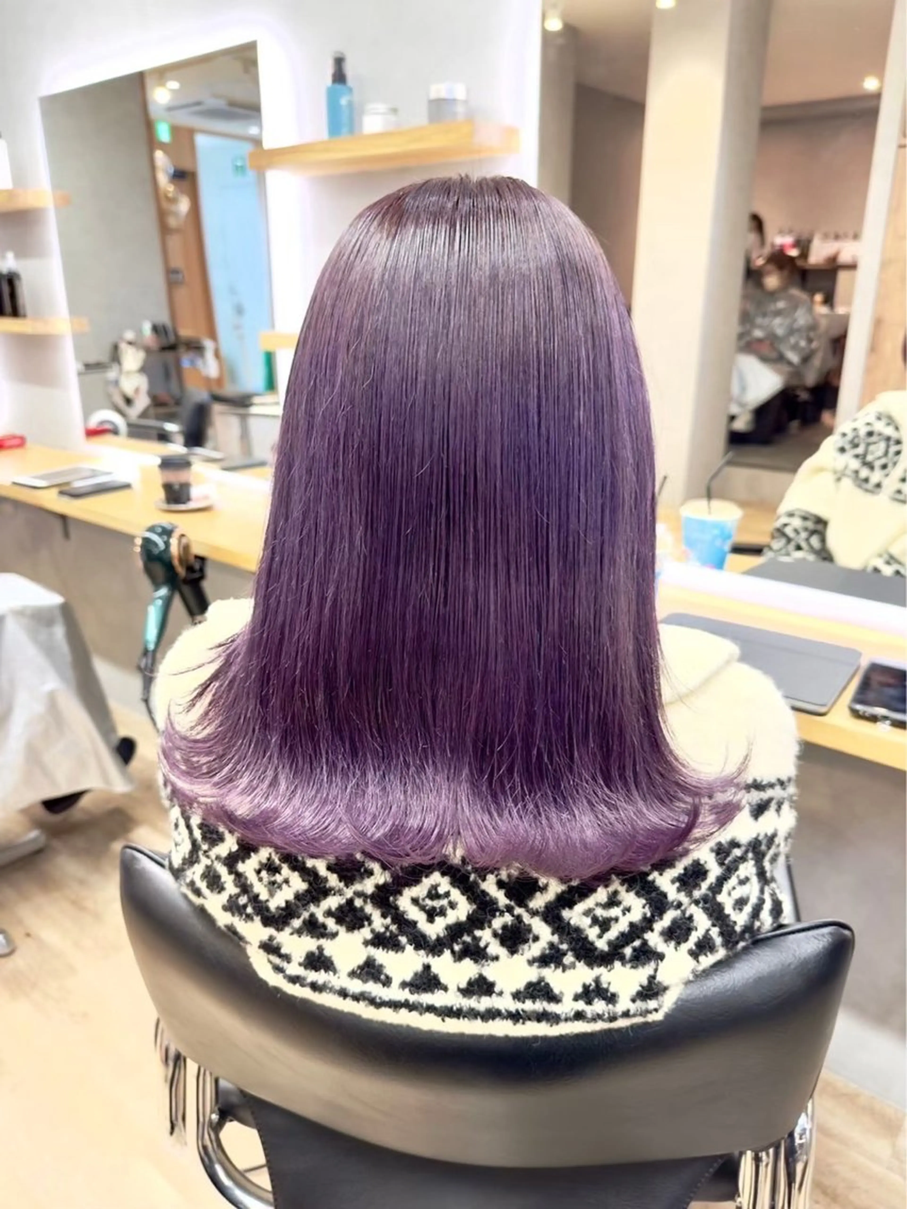 セミロング NOAHL所属・yuna スパ/カラーのヘアスタイル