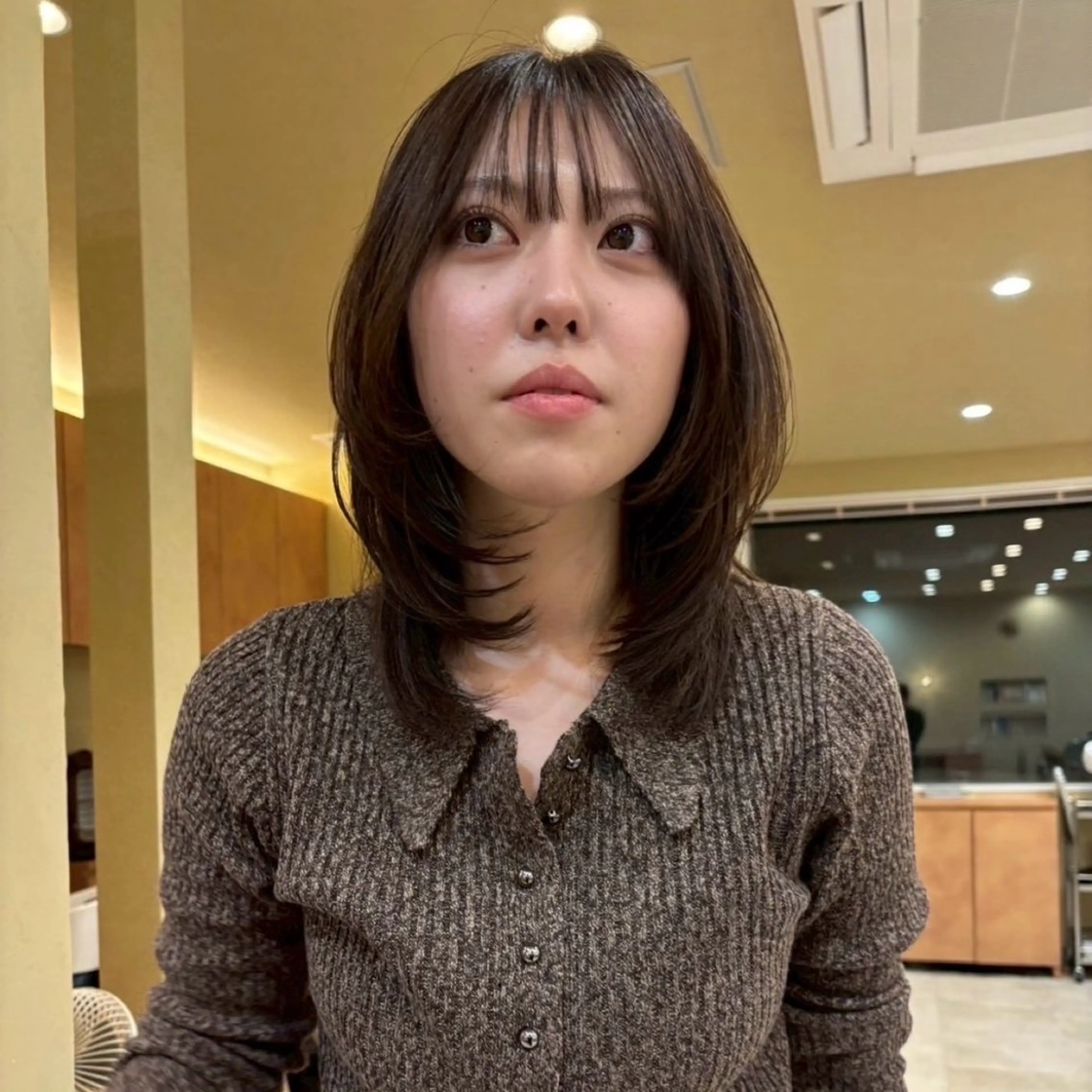 ミディアム カット 金木 凜花のヘアスタイル