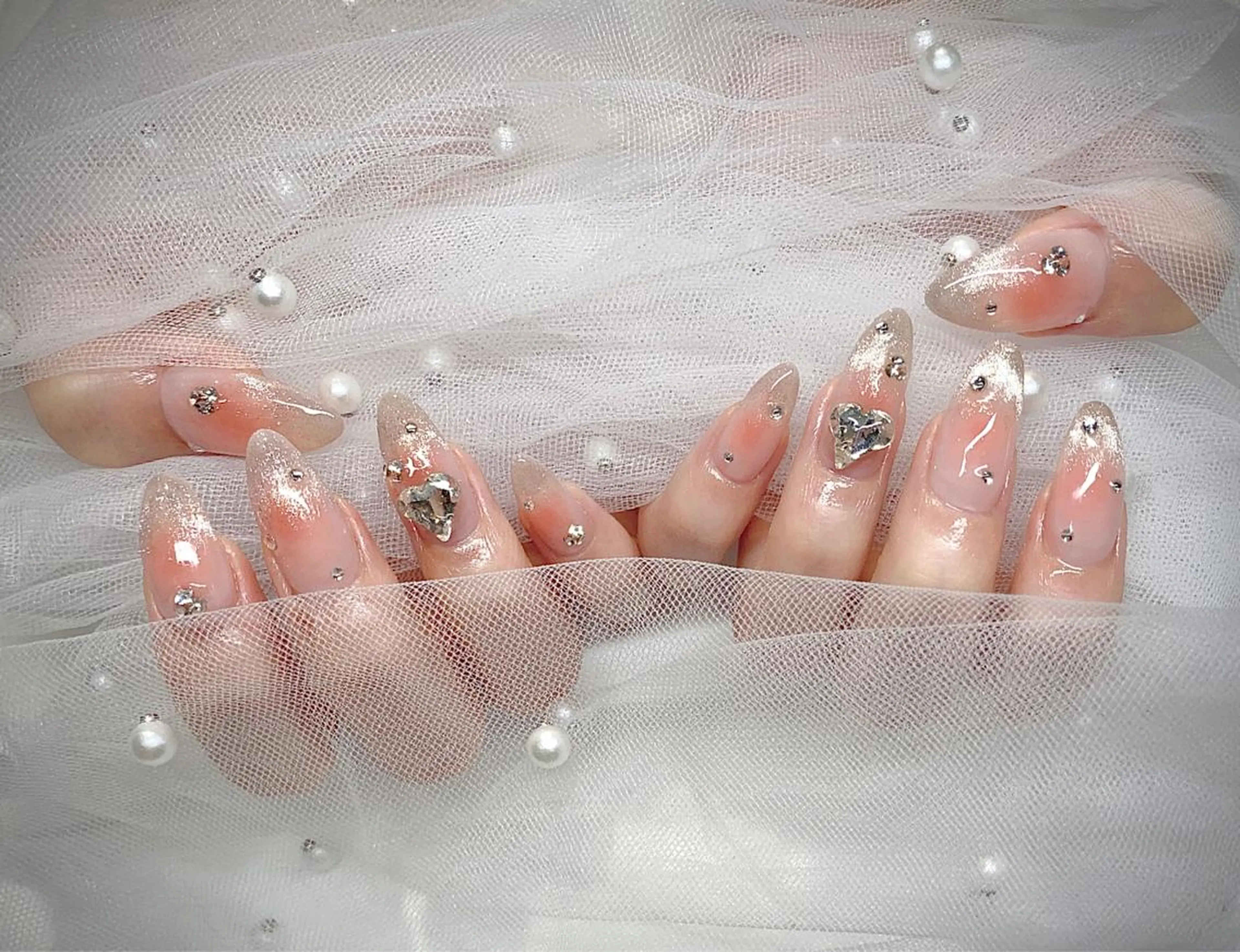 ネイル I-nailロング /ワンホン/キラキラのネイルデザイン