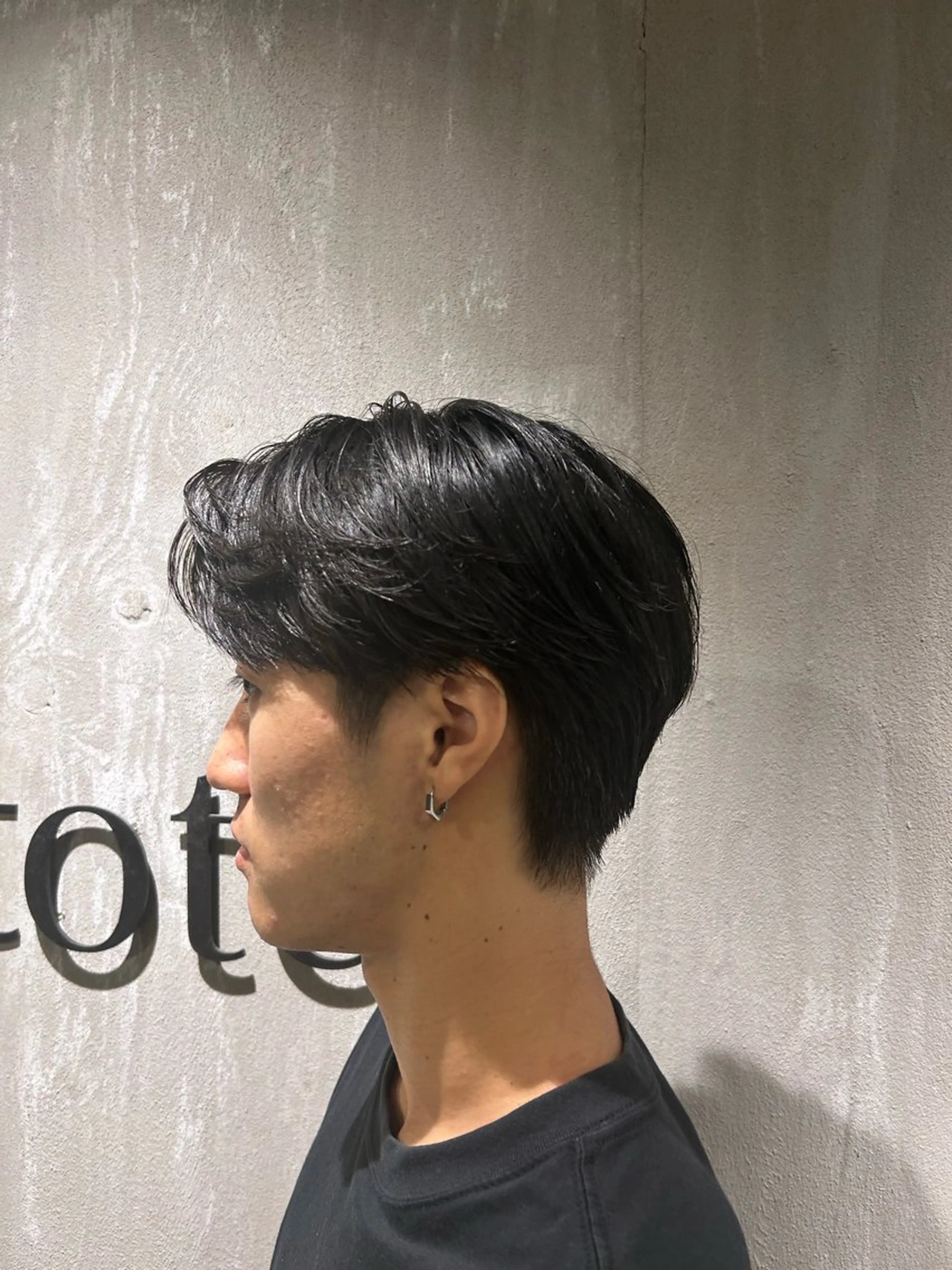 メンズ tote. 成瀬晃のヘアスタイル