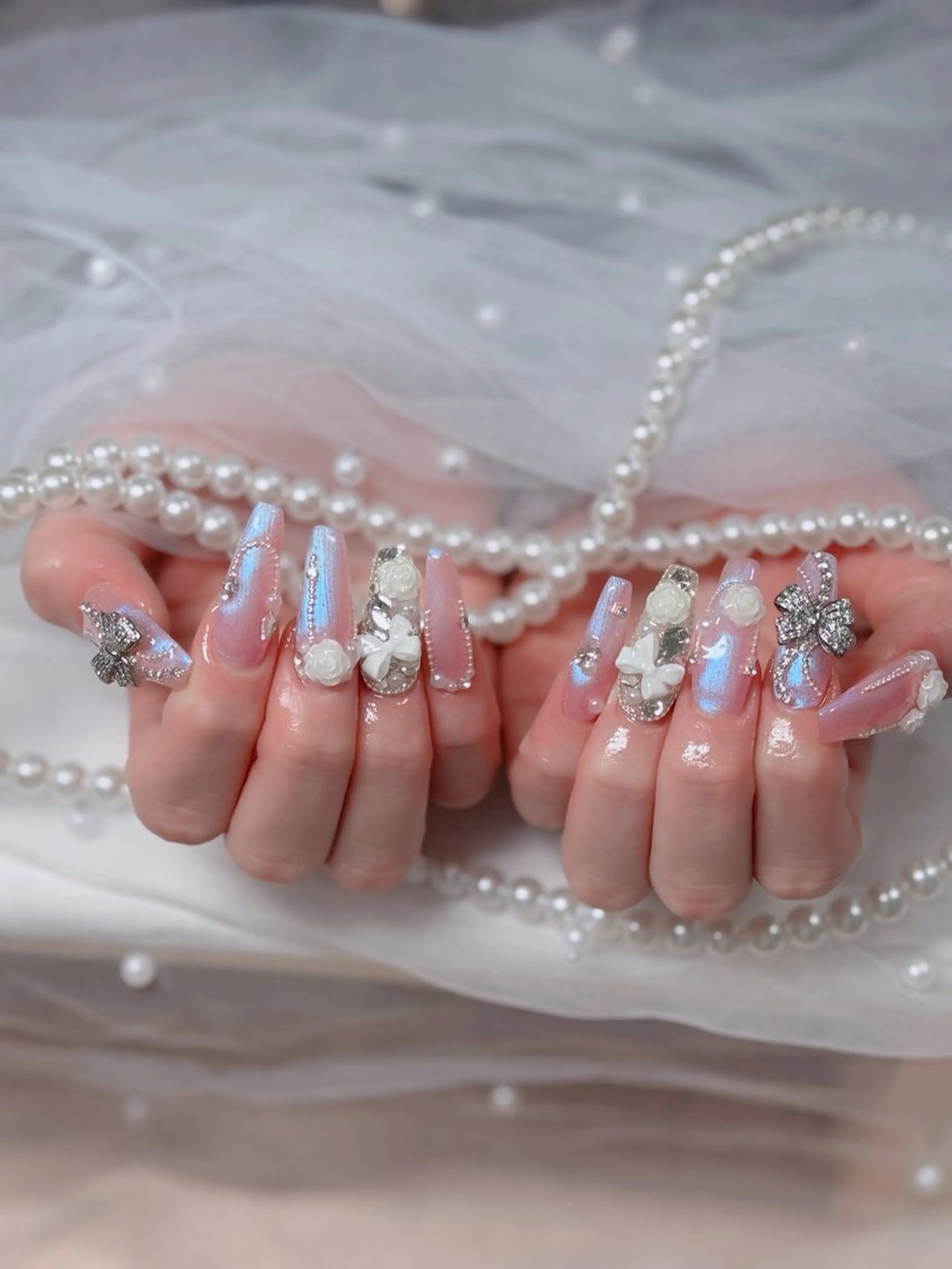 ネイル フレンチネイル ジェルネイル ガラスフレンチ ハロウィン ハート H.baby Nail Salonのネイルデザイン