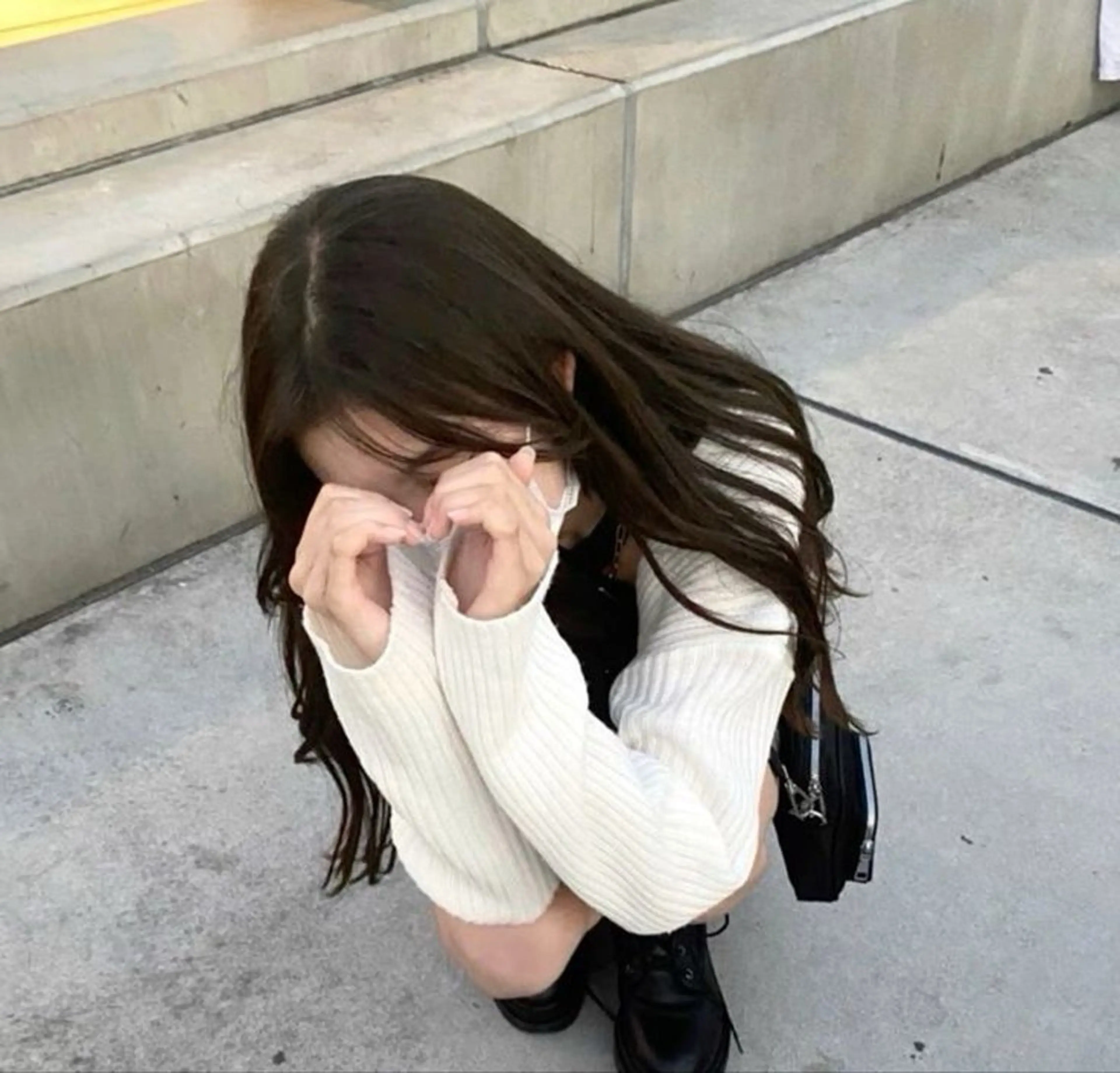 ロング カラー 透け上品ハイトーン 職人ゆうと🤍のヘアスタイル