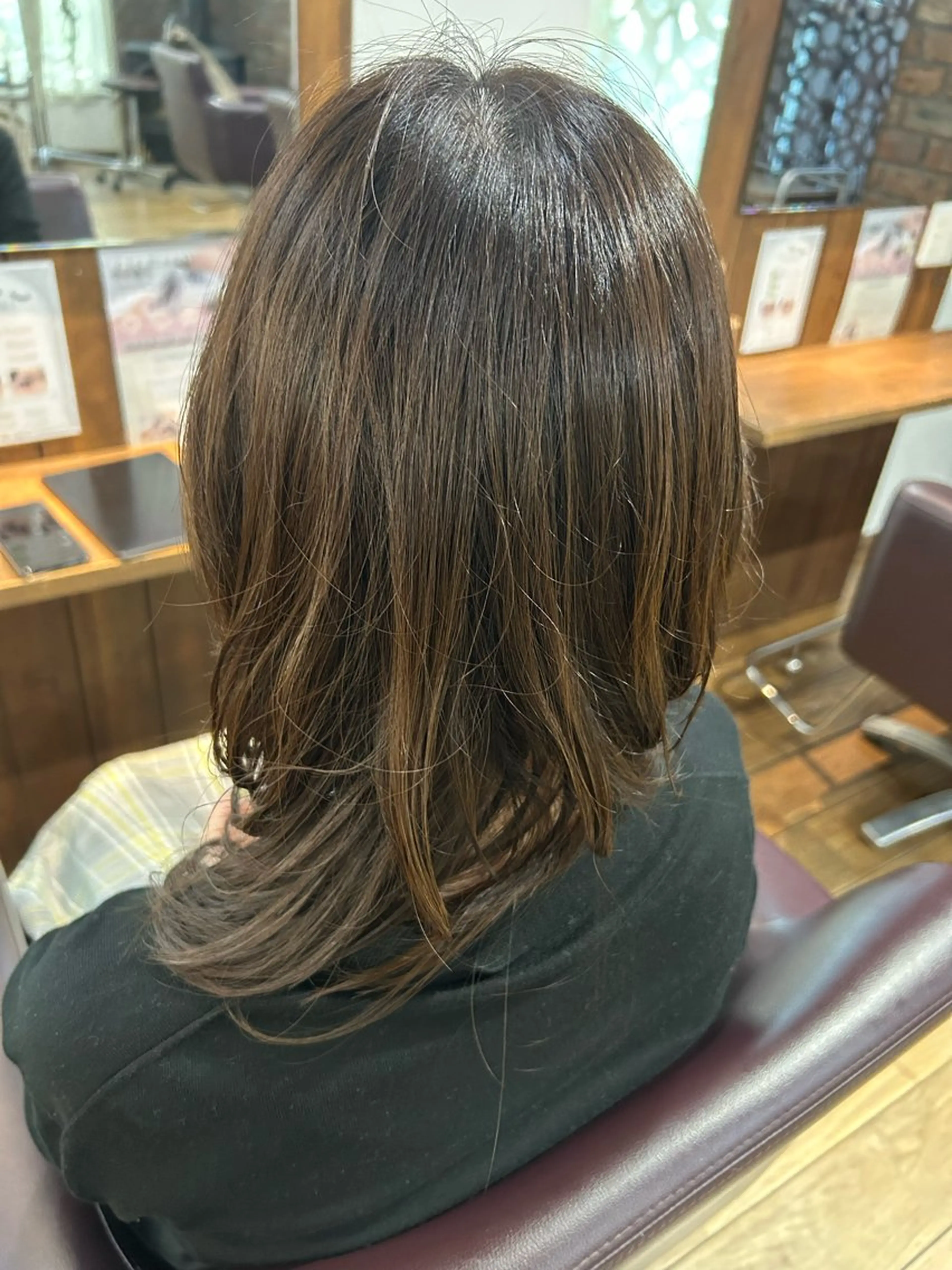 カラー 山口 千歌のヘアスタイル
