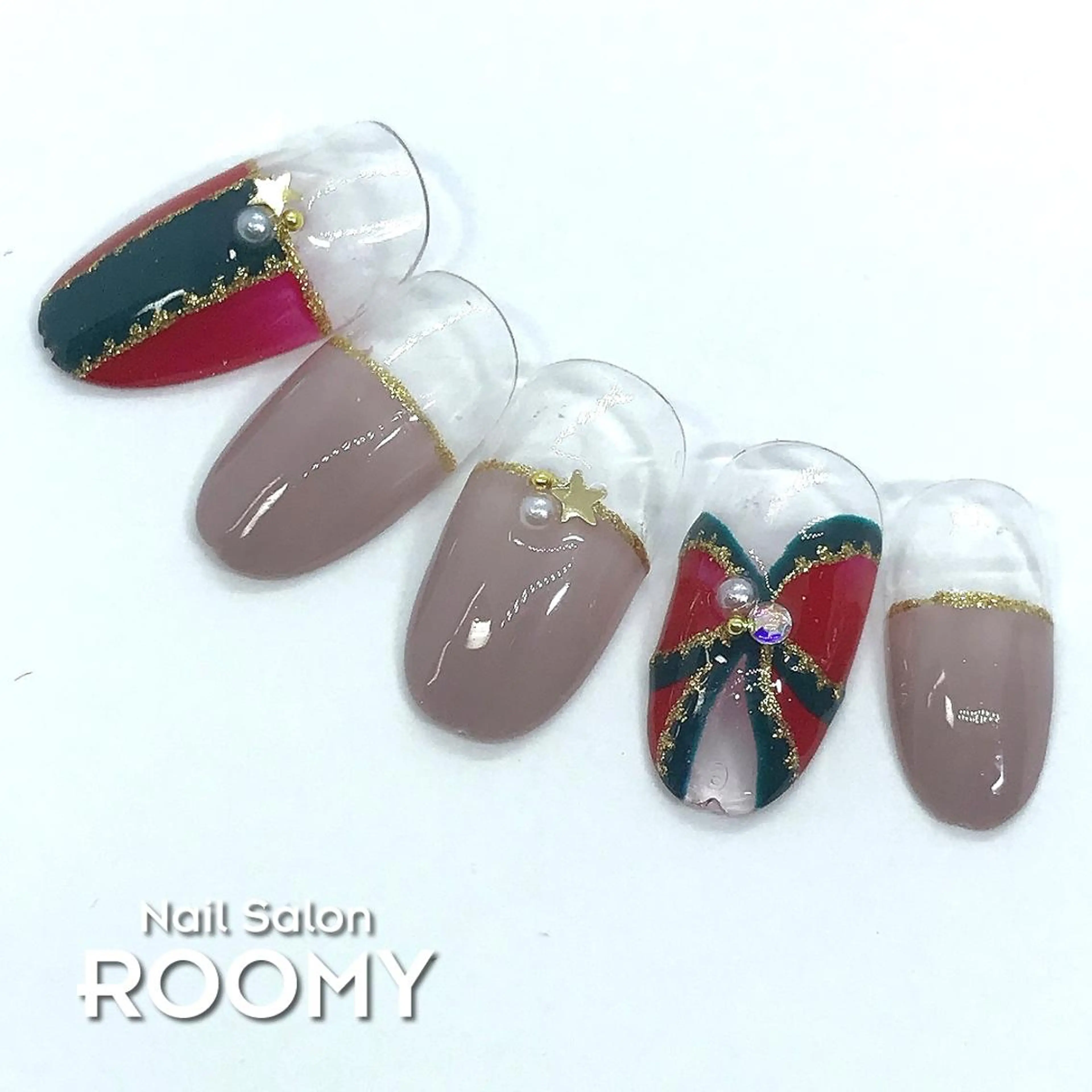 ネイル イワサキ  のネイルデザイン