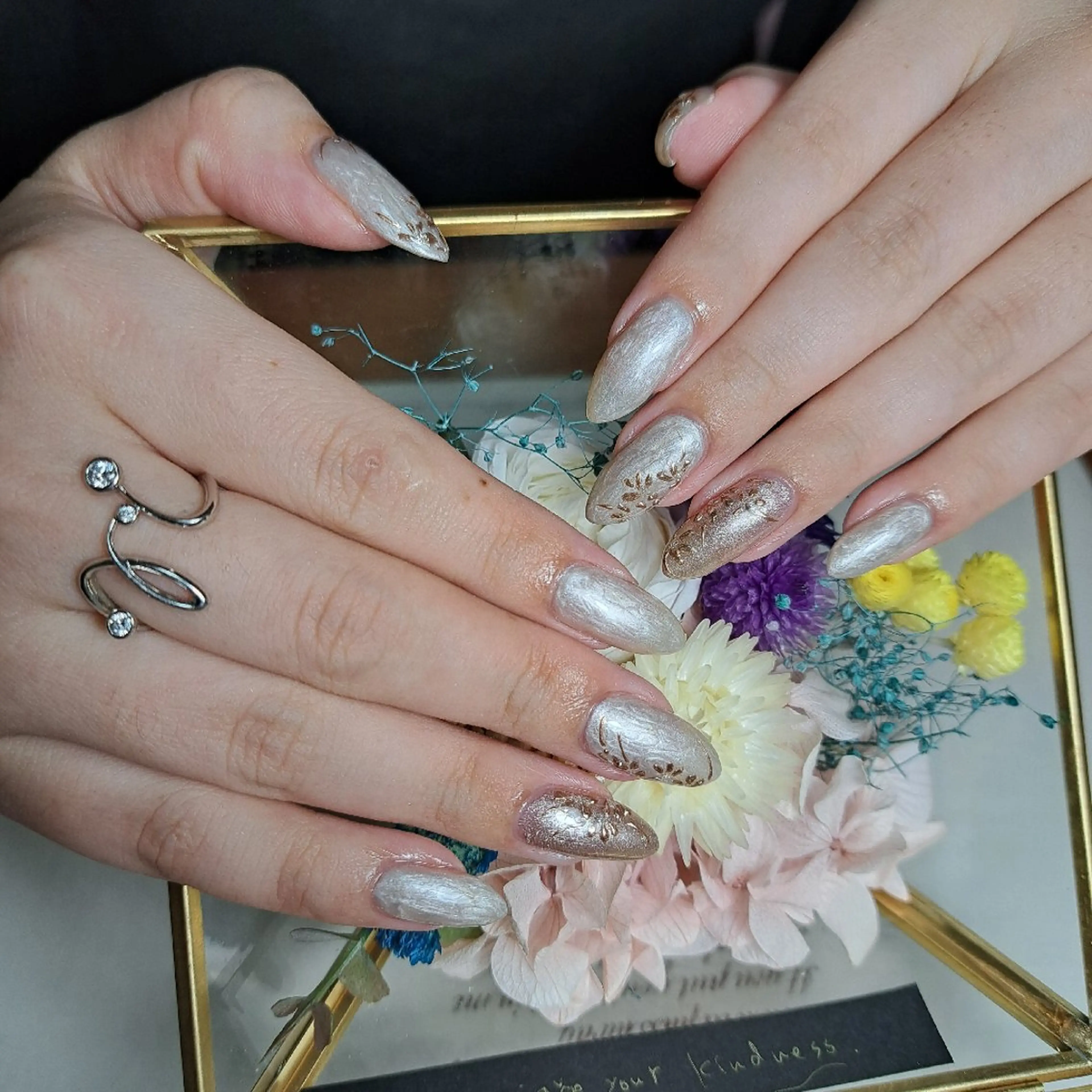 ネイル ジェルネイル HAYASHI  Nのネイルデザイン