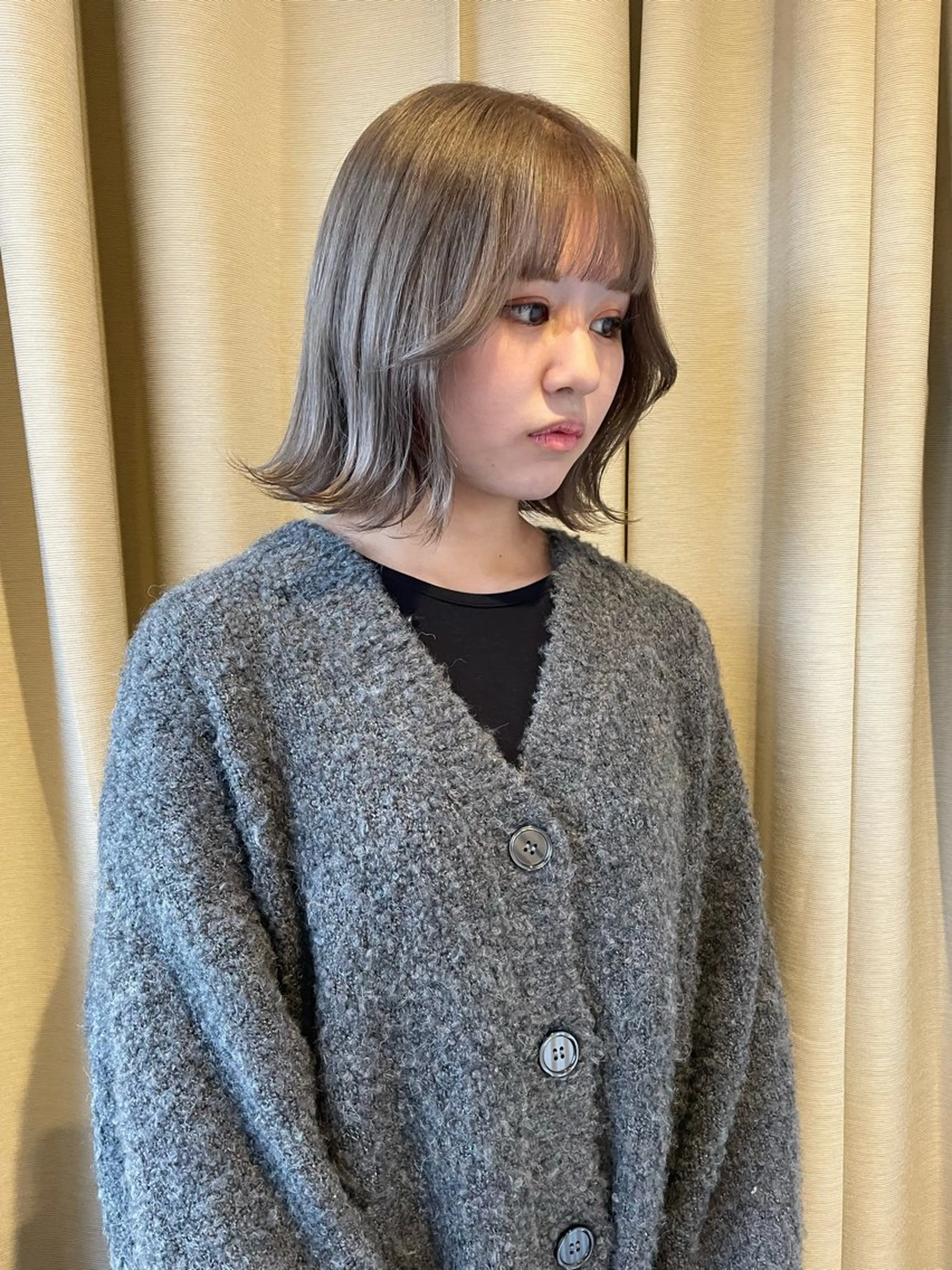 ミディアム カット ヘアカラー トリートメント cocoluana(ココルアナ)所属・韓国風ヘア専門 🇰🇷Noaのヘアスタイル