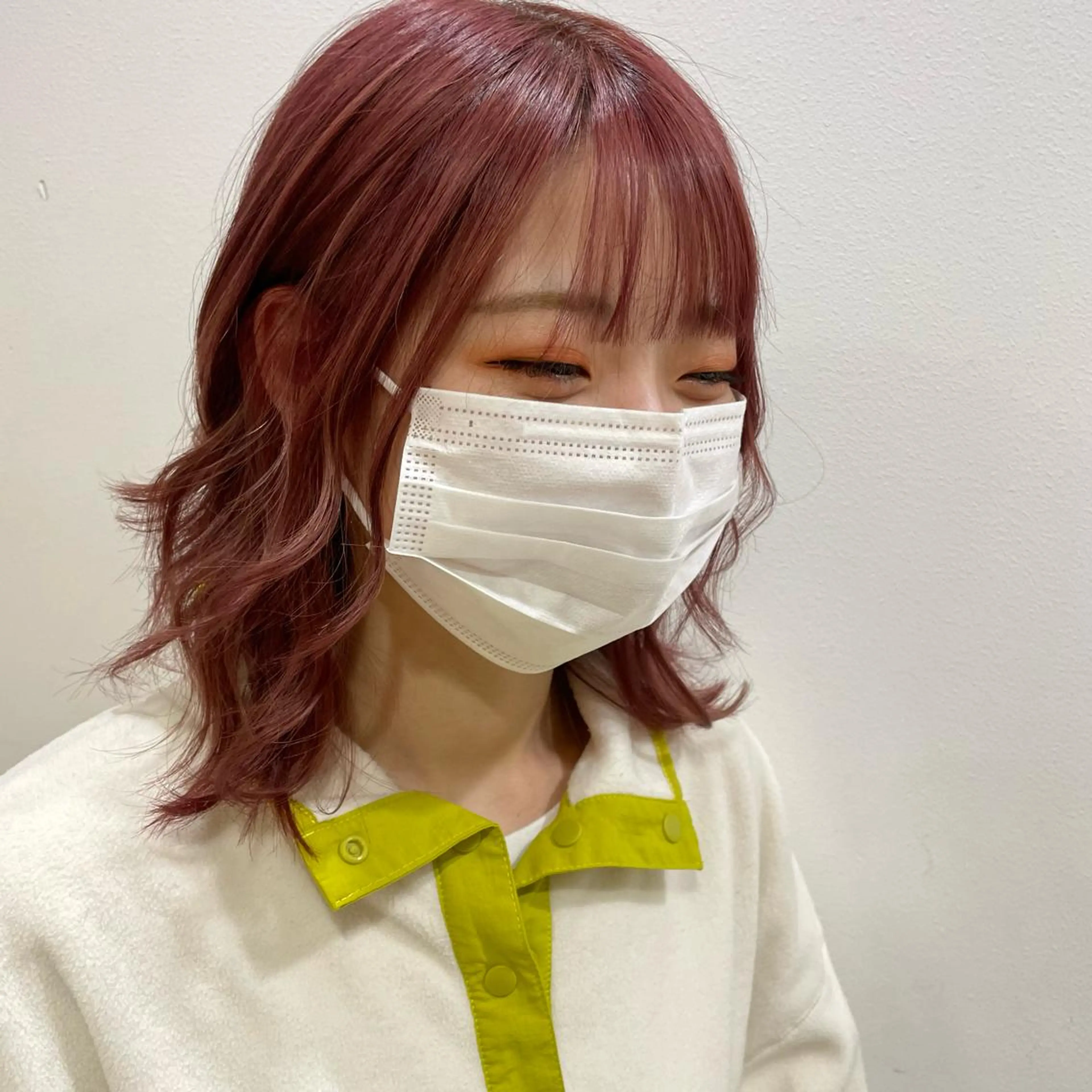 ミディアム カラー ピンクカラー 🍮中山詩乃🍮顔 まわりデザイン◎のヘアスタイル