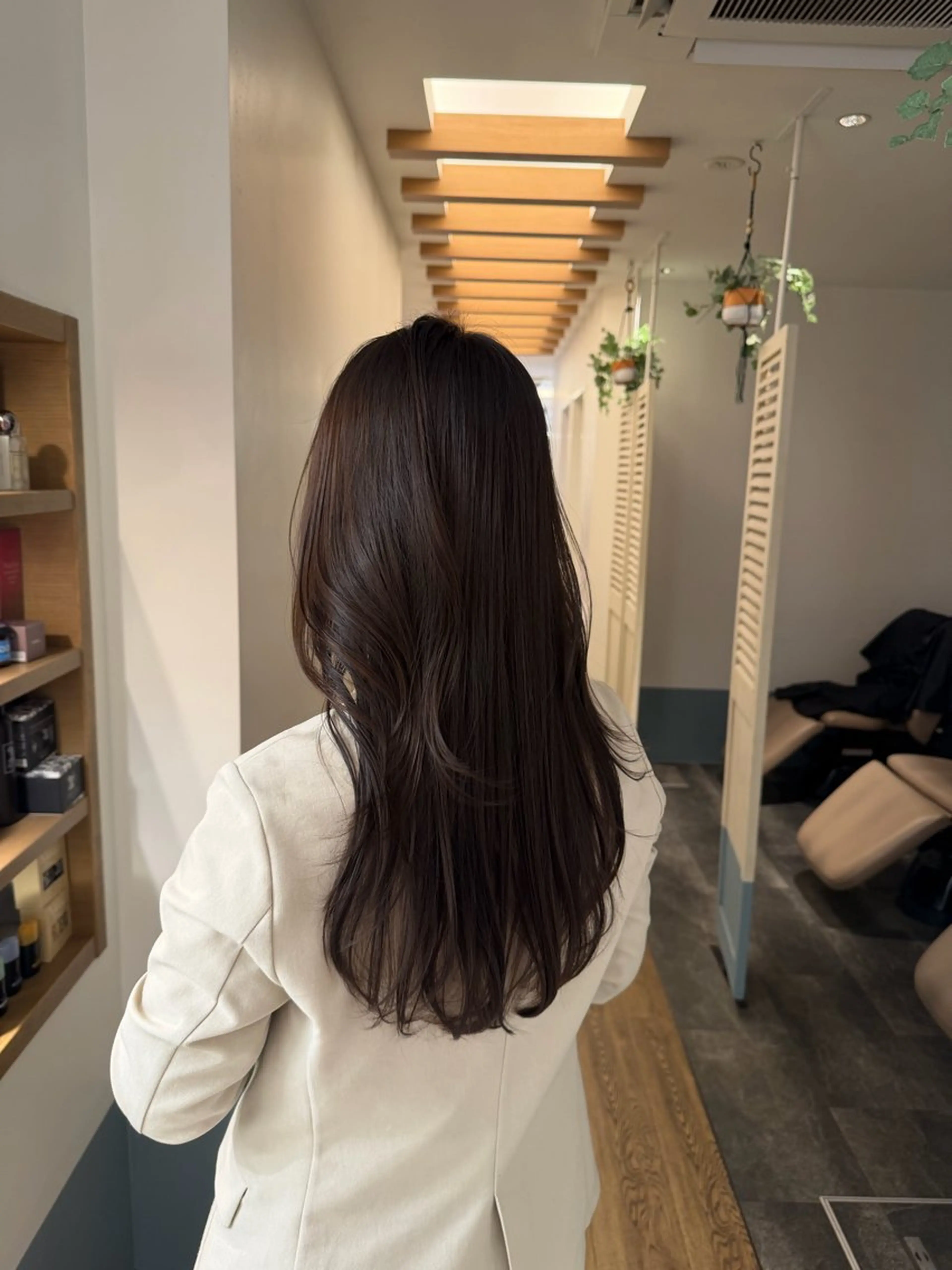 ロング ヘアカラー LONESS GINZA所属・FUJIIKANON /ケア‪透明感カラーのヘアスタイル