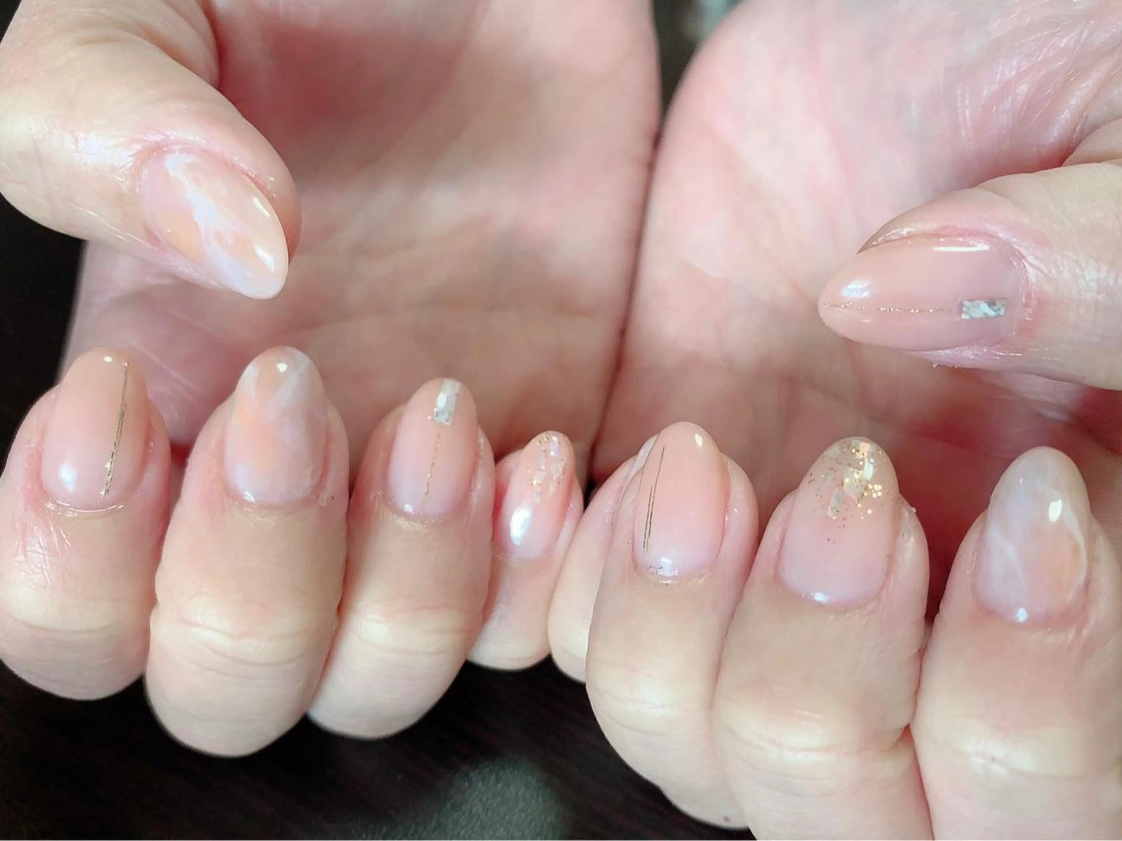 ネイル グラデーション 大理石ネイル(マーブル) オフィスネイル ピンク シンプルネイル ﾌｨﾙｲﾝ専門ﾈｲﾙｻﾛﾝ彩 博多駅前店所属・ネイルサロン 彩 irodoriのネイルデザイン