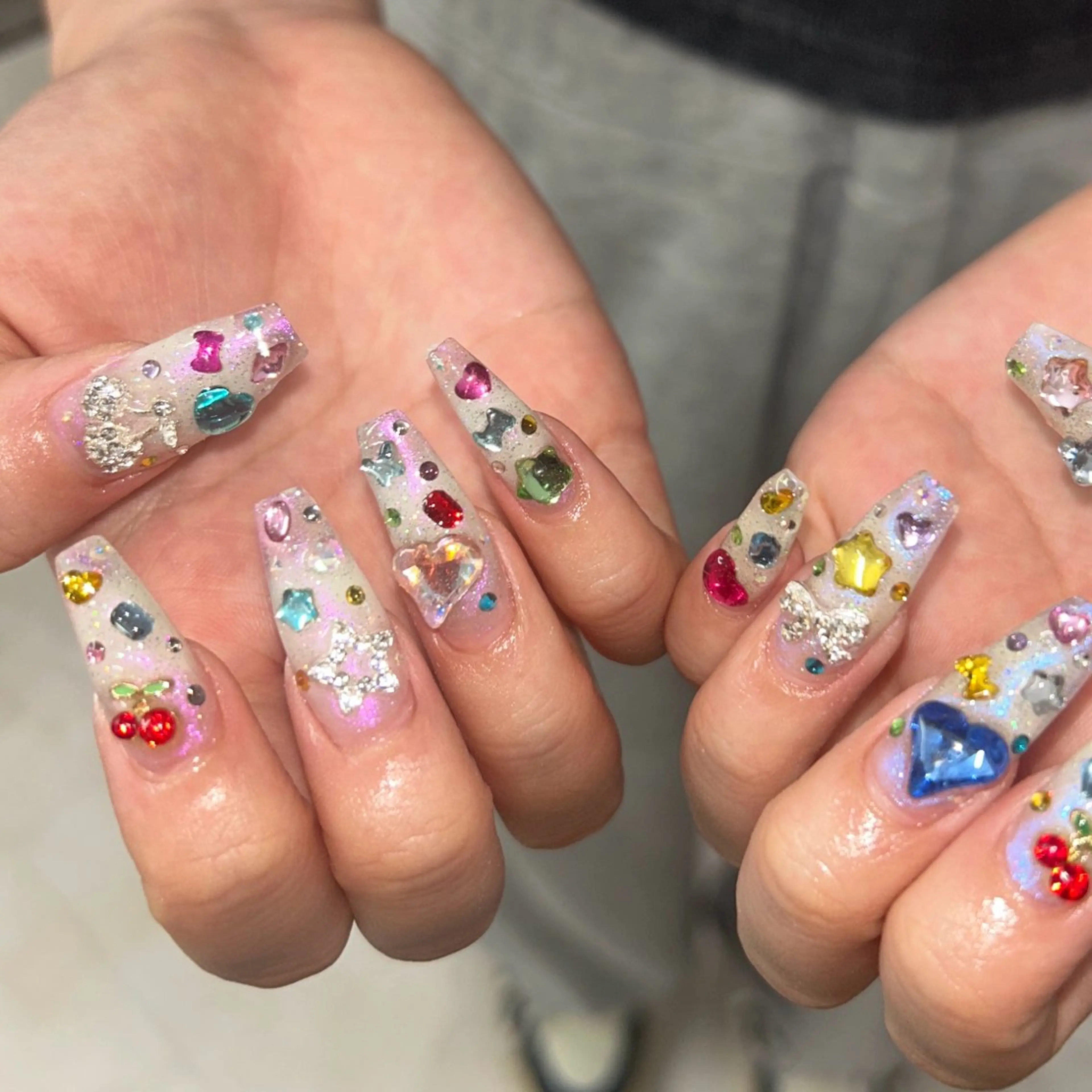 ネイル MODA MANAMIᵕ̈のネイルデザイン