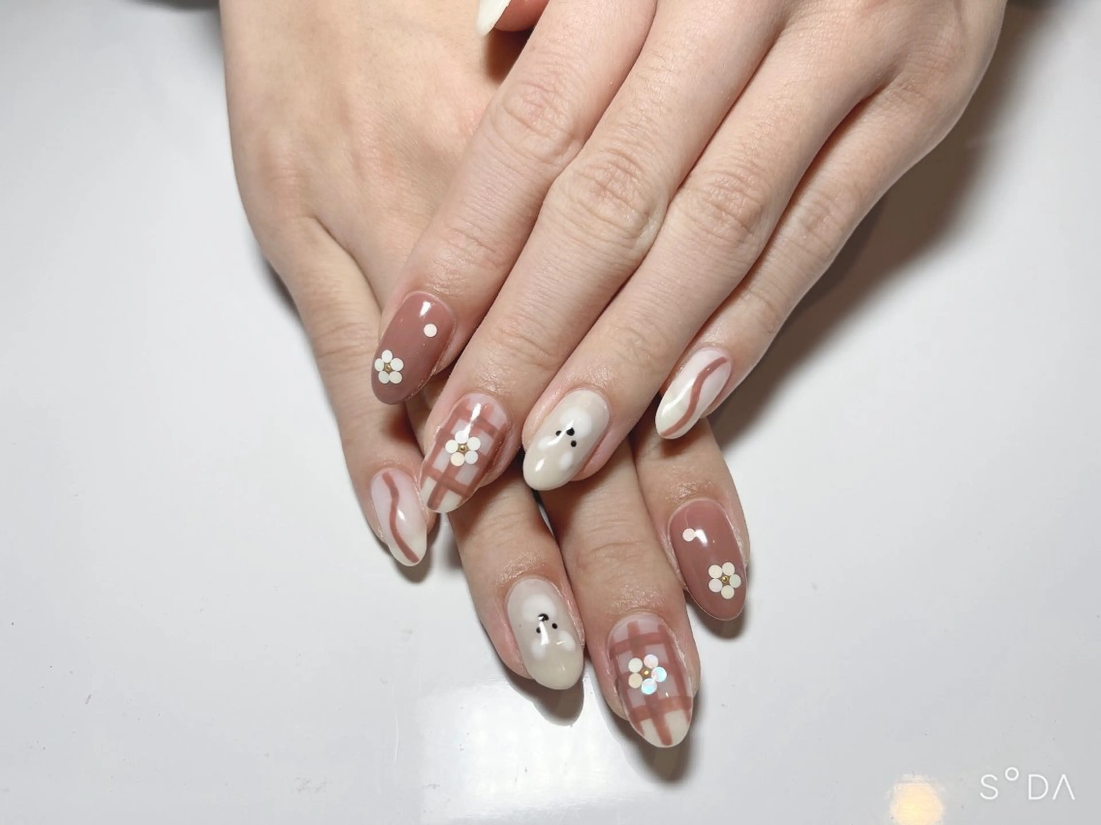 ネイル ハンドネイル Ree所属・ネイル脱毛 Reeのネイルデザイン