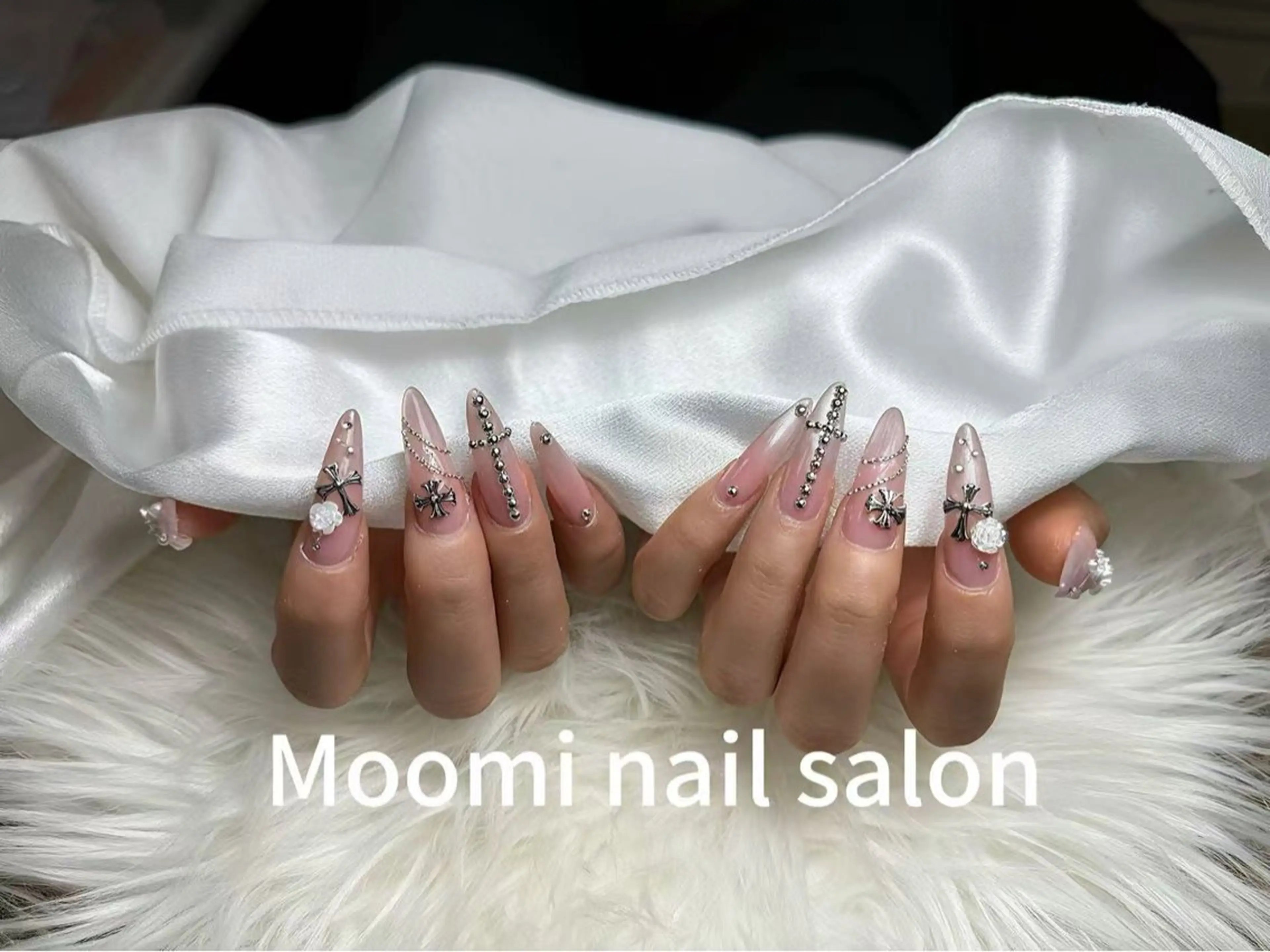 ロング ハンドネイル moomi nailのネイルデザイン