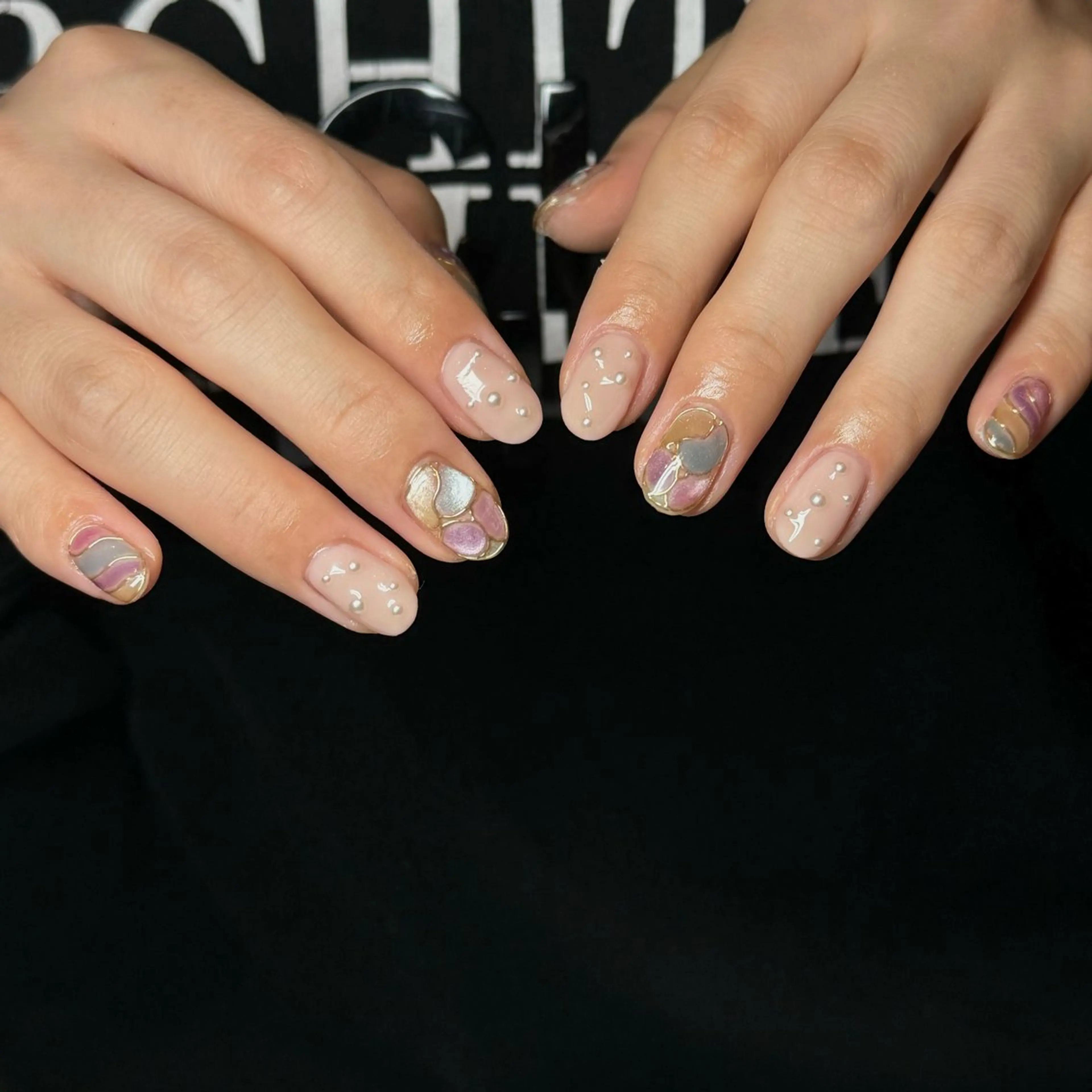 ネイル ハンドネイル 𝐫𝐚𝐢 𝐧𝐚𝐢𝐥の眉毛・アイブロウイメージ