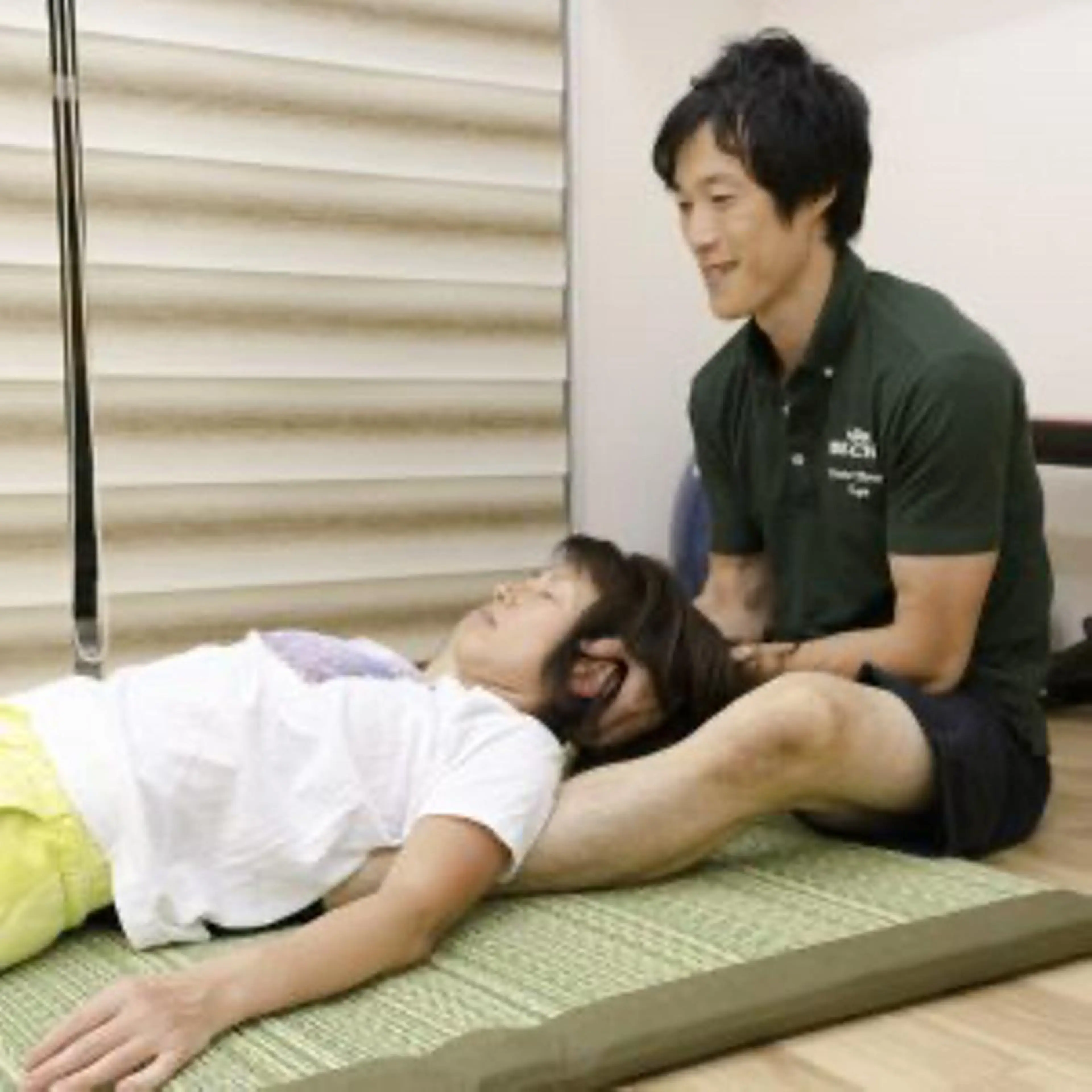 タイ古式マッサージ　首・肩こり60分の写真