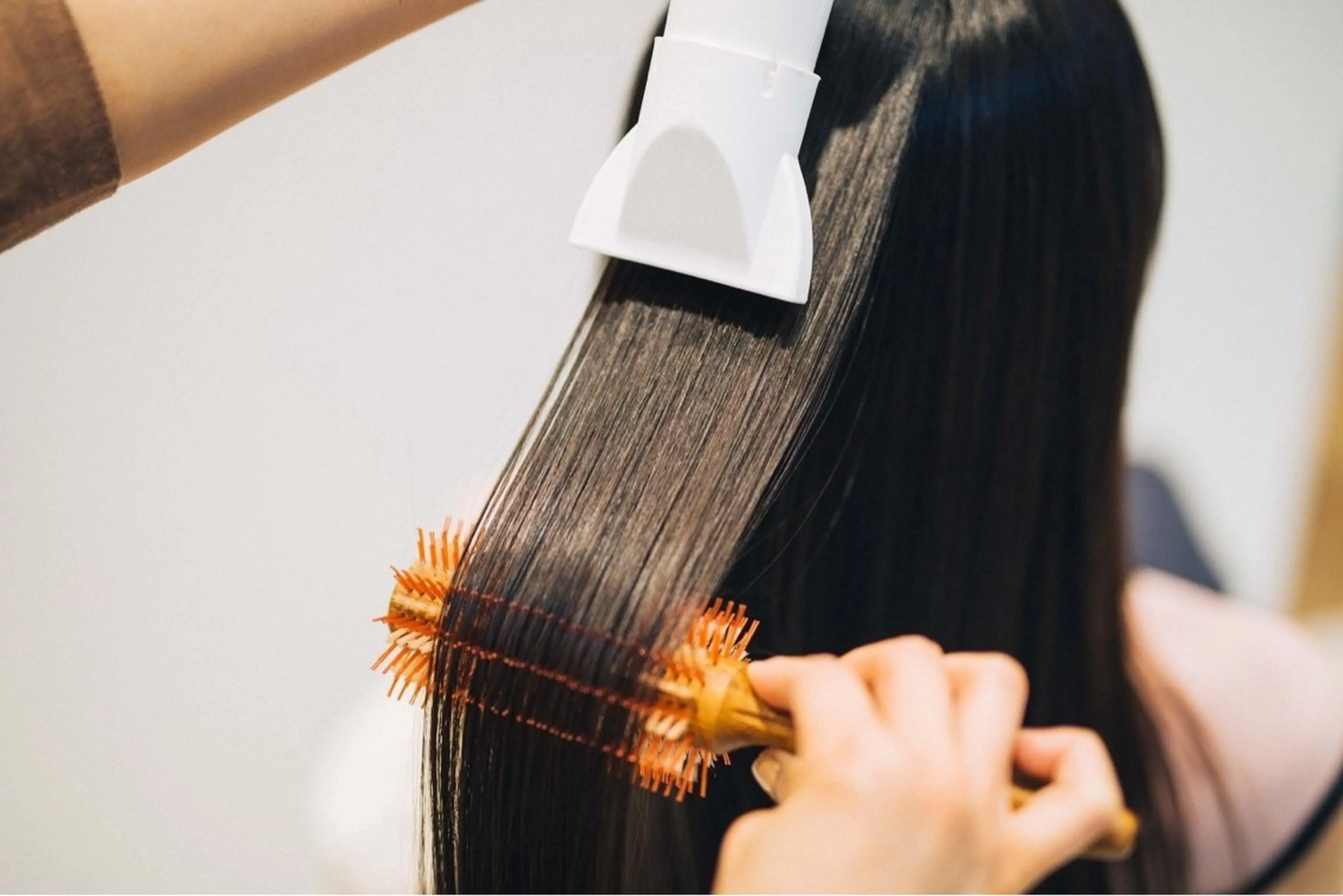 ロング 古舘 優亜のヘアスタイル