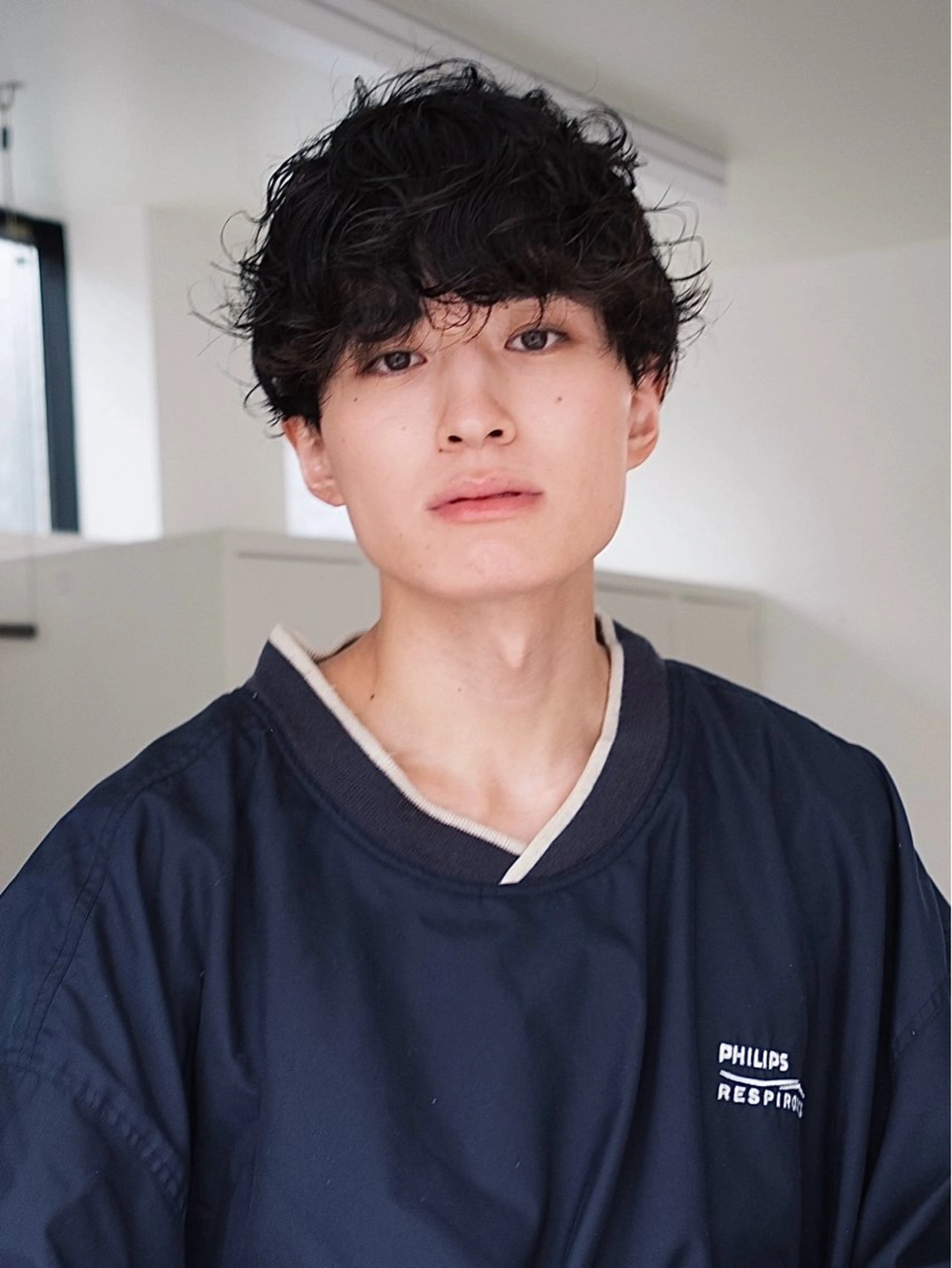 ショート パーマ メンズ メンズパーマ スパイラルパーマ メンズハイトーン/栄 /イトウタケルのヘアスタイル