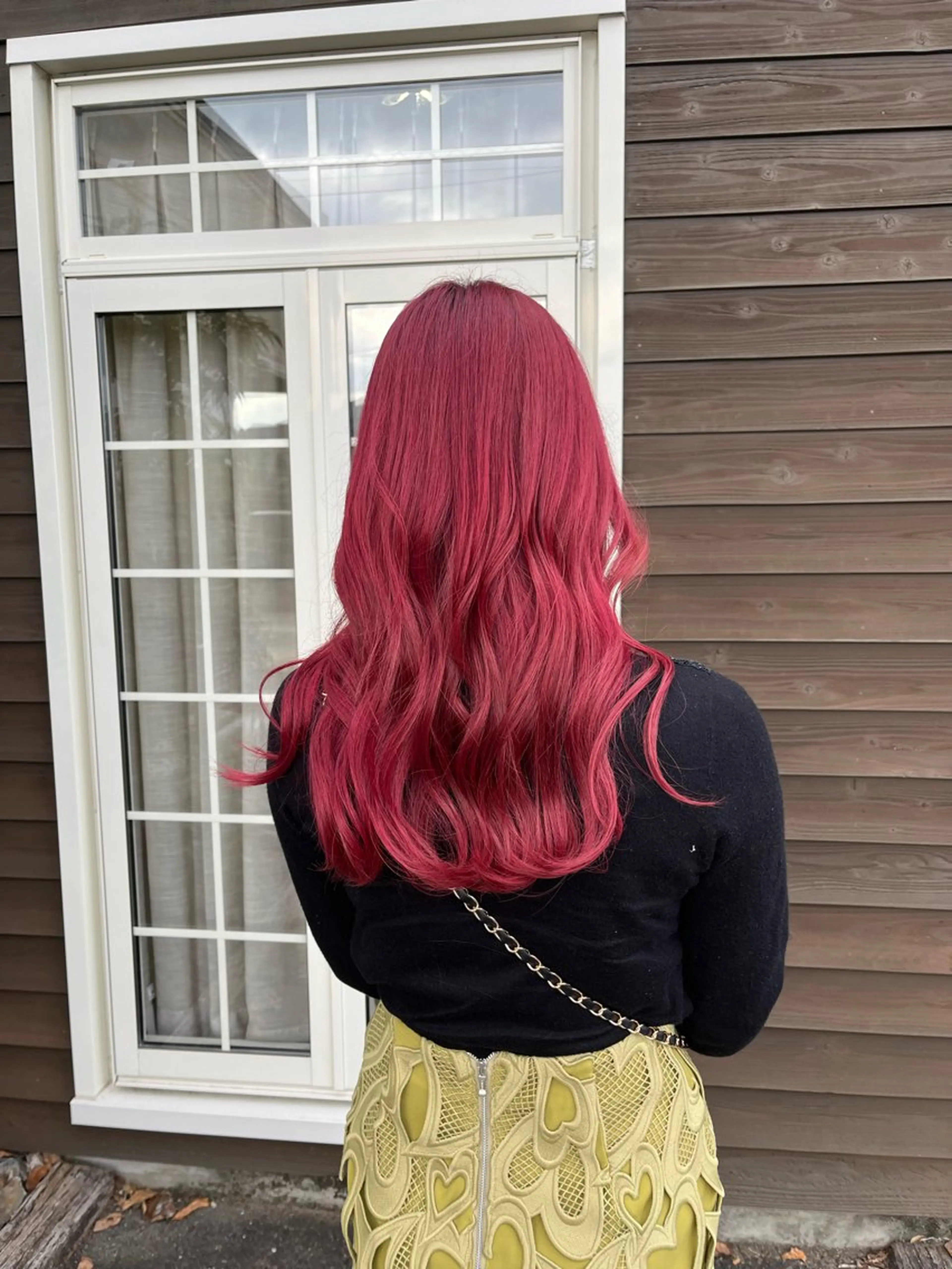 ロング カラー ボルドーカラー 野澤 優乃のヘアスタイル