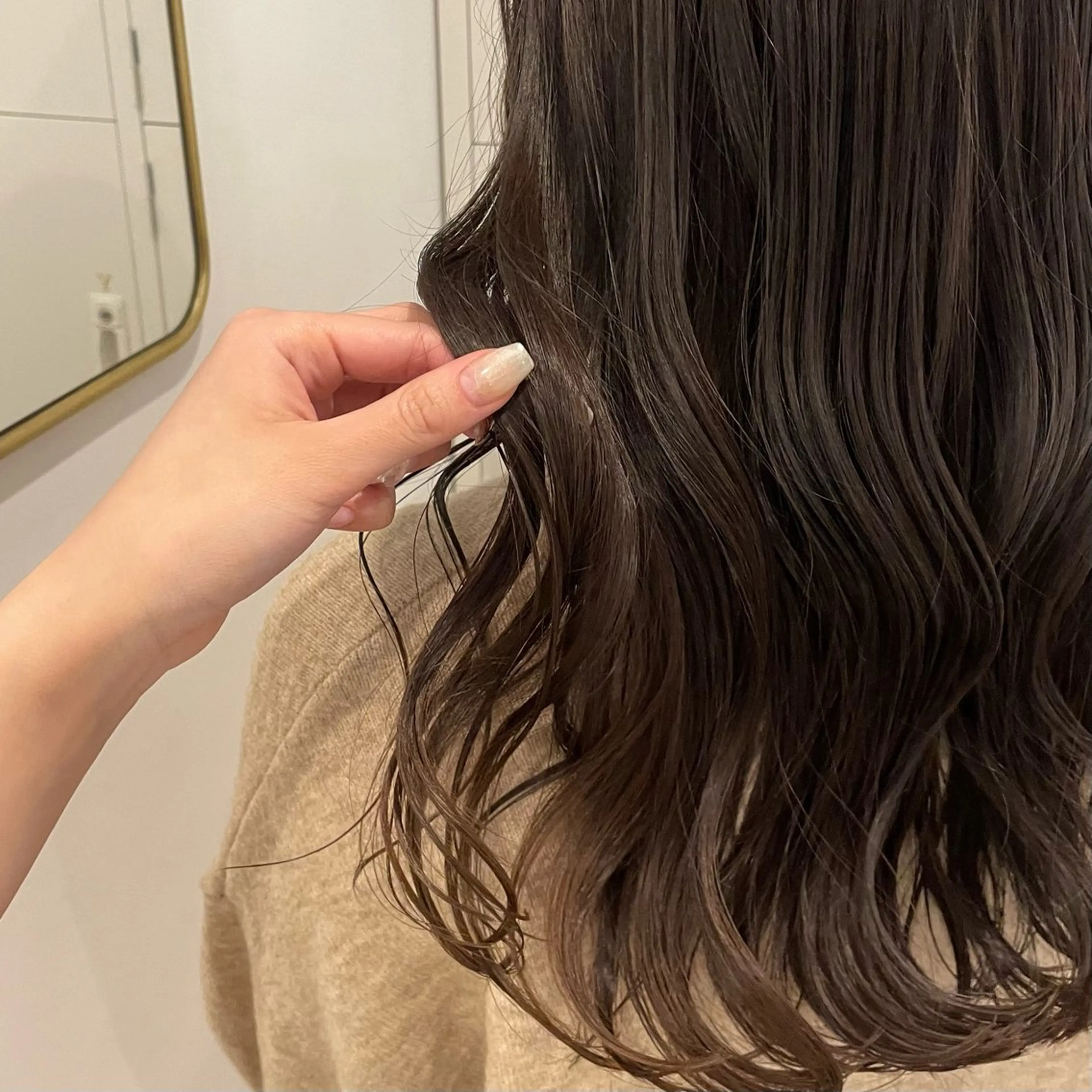 ロング canon/レイヤー /透明感カラーのヘアスタイル