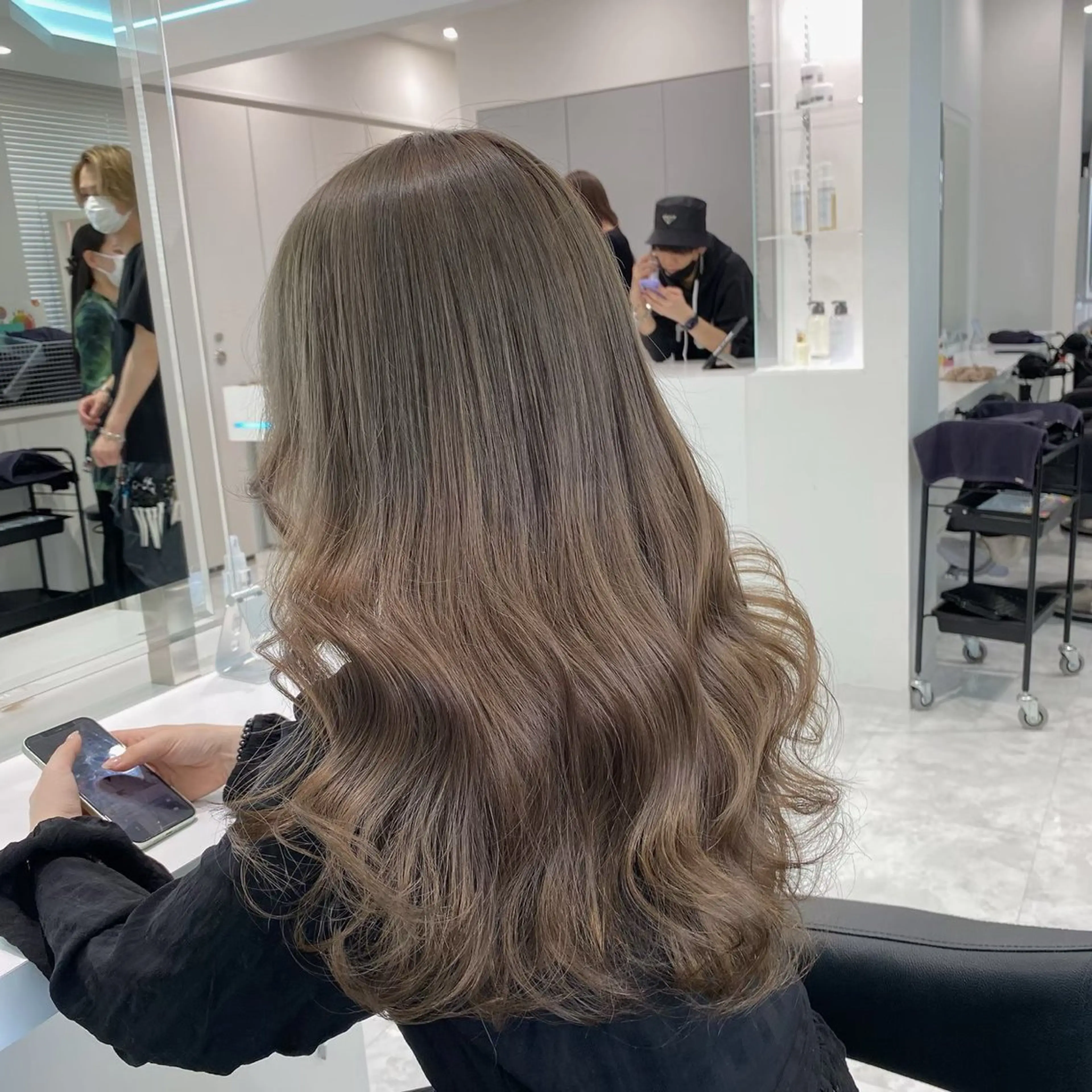 セミロング カラー 🌿透明感赤み消し Keishin🌿のヘアスタイル