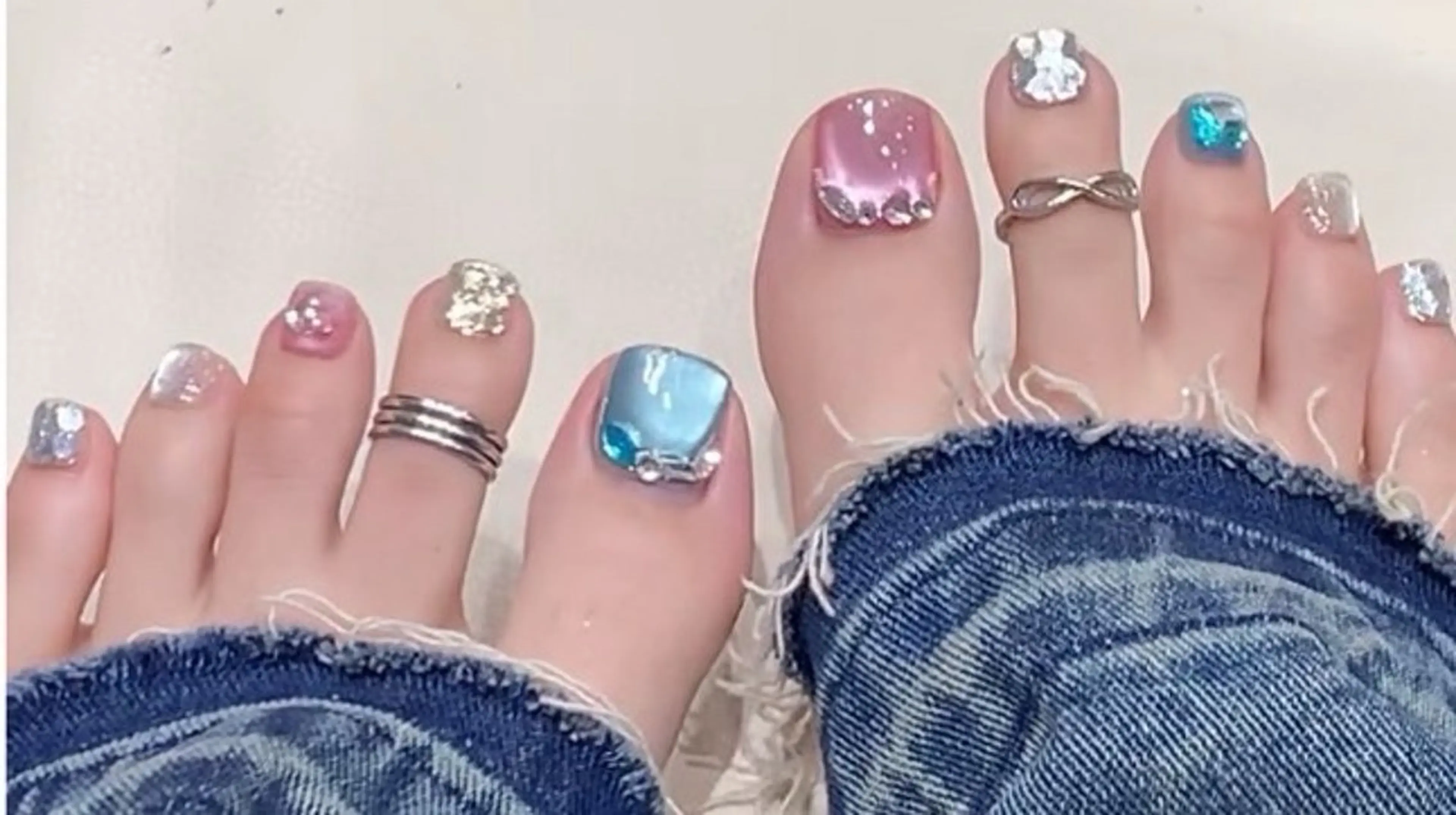 ネイル アートネイル キラキラネイル 韓国ネイル 持ち込み リセス 高田馬場のネイルデザイン