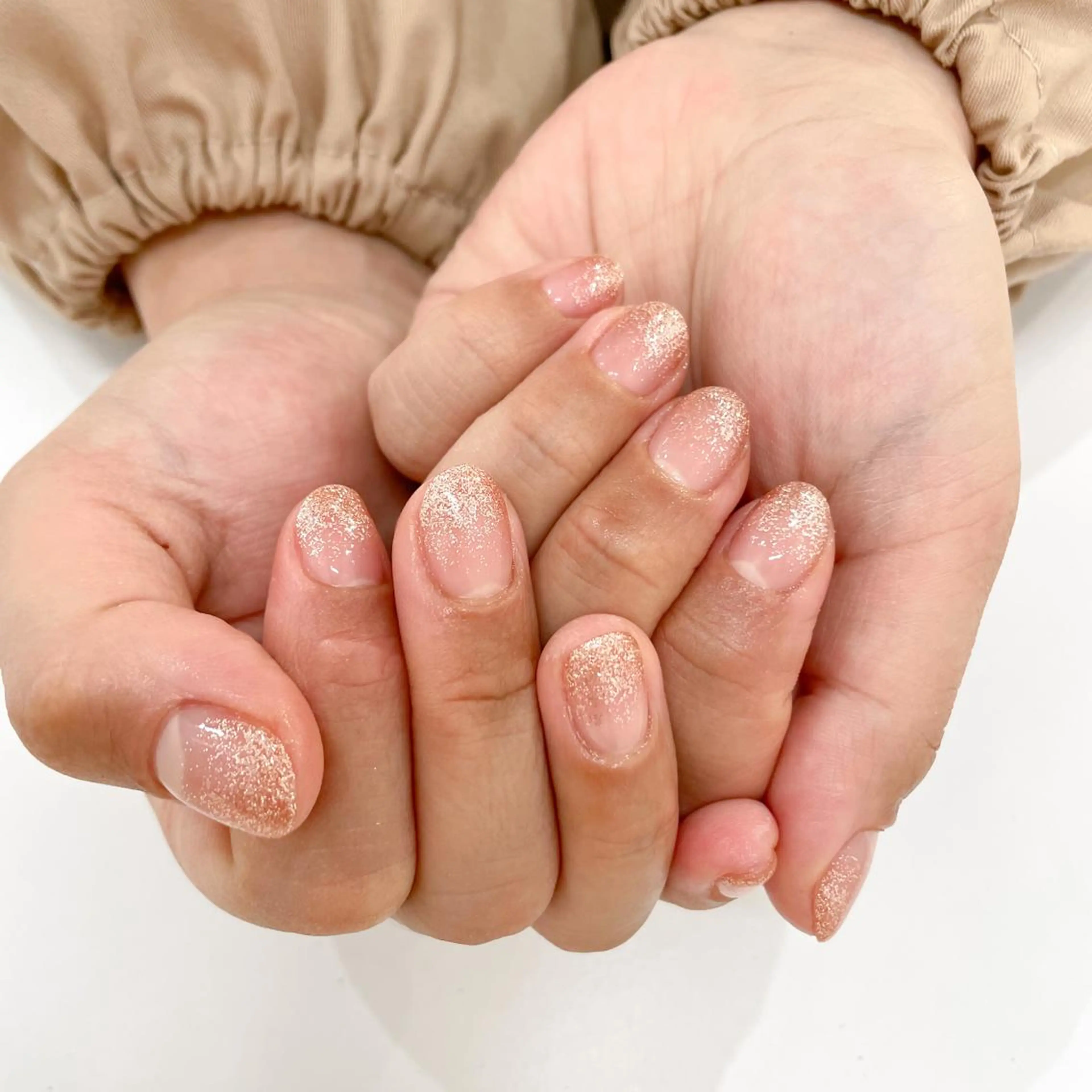 ネイル グラデーション ラメ(グリッター) ラメグラデーション y'sbeauty 天王寺店のネイルデザイン