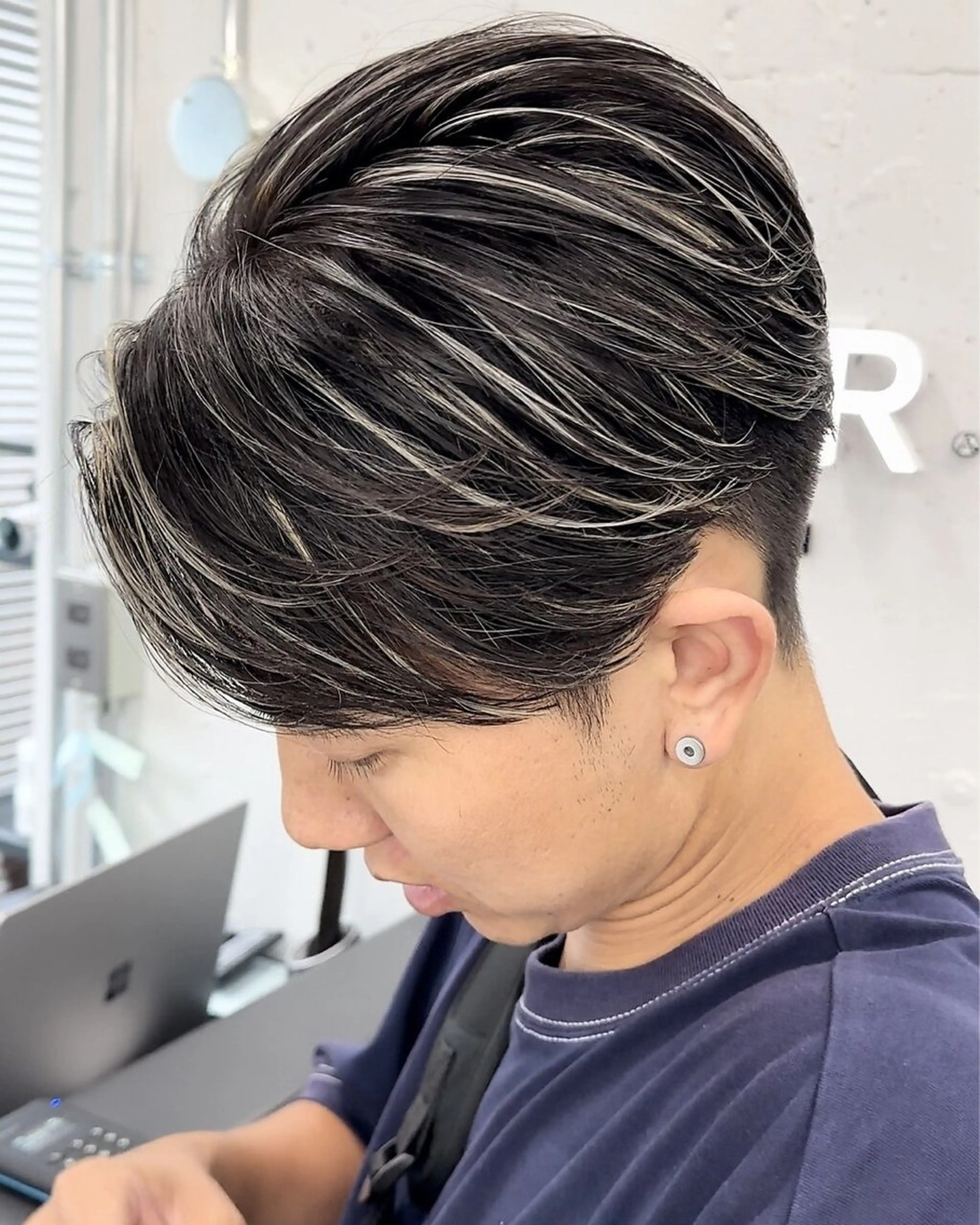 カラー メンズ メンズハイライト ハイライトカラー LIBER🫧AKO 🫧メンズのヘアスタイル